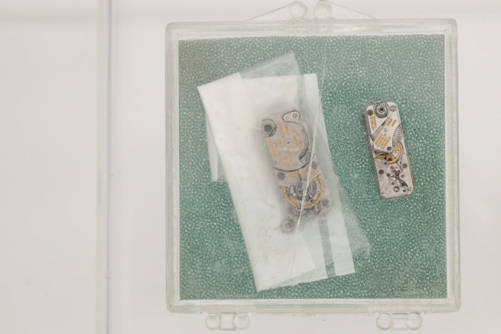 TWO 1930S SWISS DUOPLAN WATCH MOVEMENTS (1 of 4)