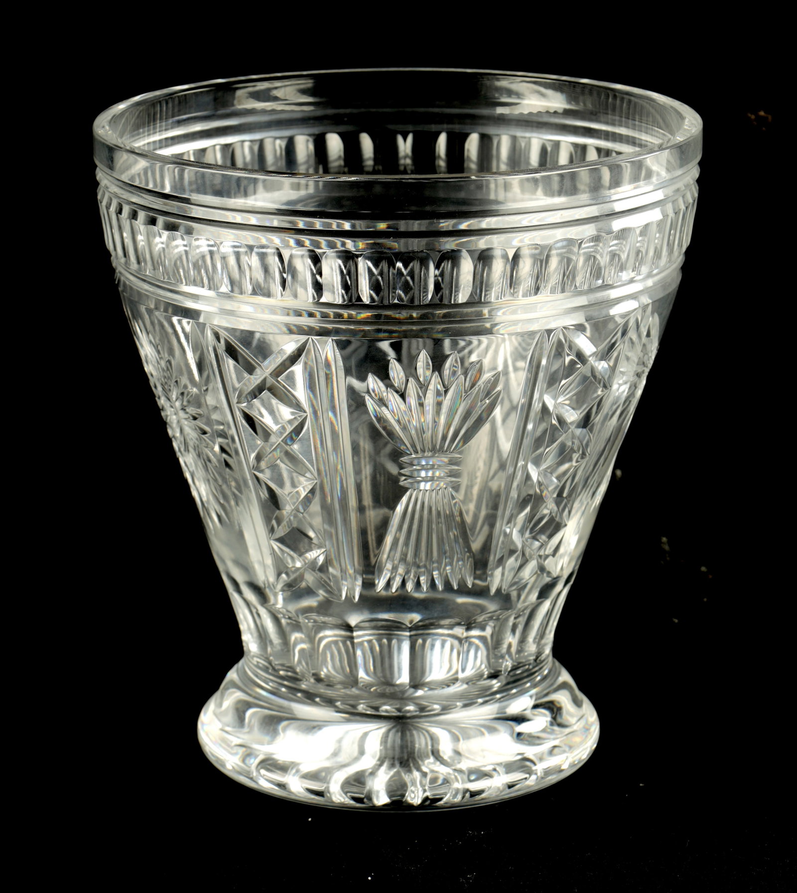 A LARGE WATERFORD CRYSTAL GLASS MILLENNIUM COLLECTION VASE (1 of 7)