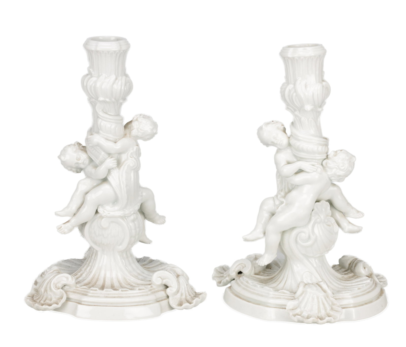 A PAIR OF MEISSEN STYLE PORCELAIN CANDLESTICKS (1 of 8)