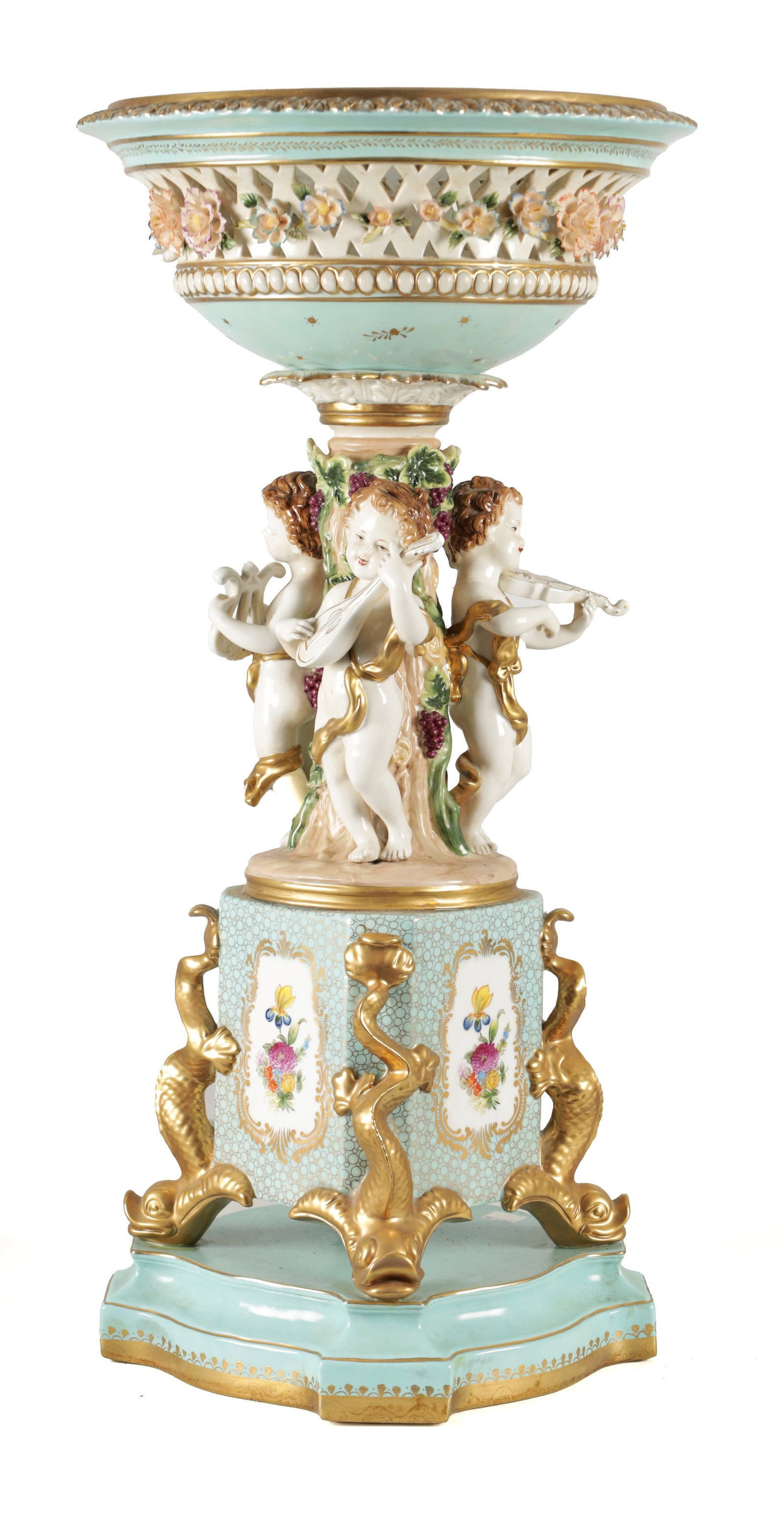 A LARGE AND IMPRESSIVE 20TH CENTURY CONTINENTAL MEISSEN STYLE PORCELAIN CENTRE PIECE (1 of 13)