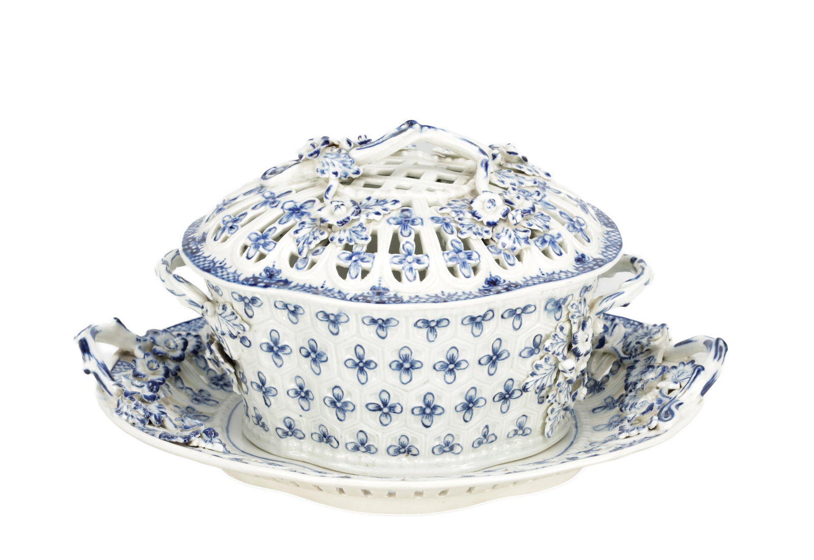 AN 18TH CENTURY WORCESTER BLUE AND WHITE PORCELAIN CHESTNUT BASKET, COVER AND STAND (1 of 14)