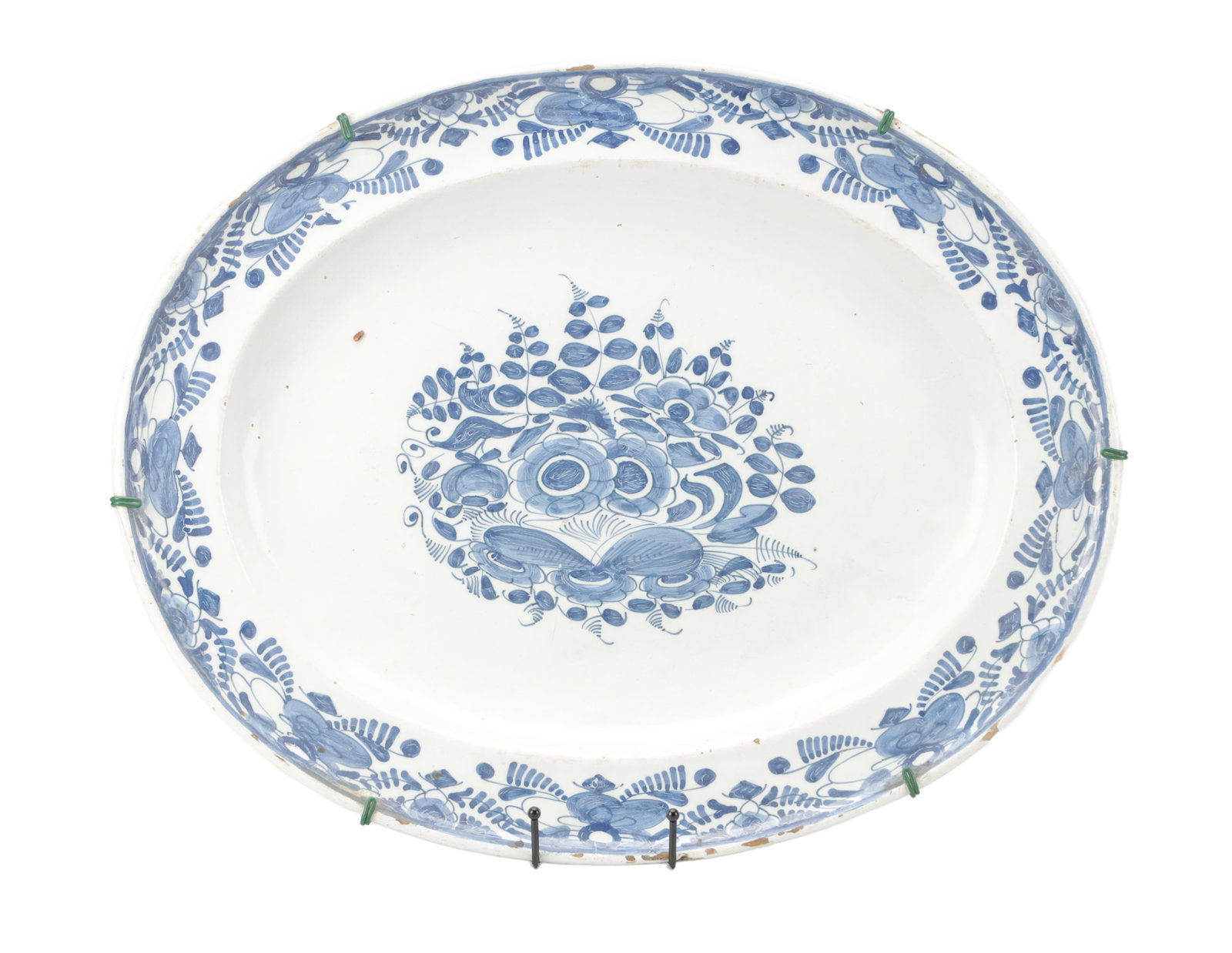 A LARGE RARE 18TH CENTURY DELFT TIN-GLAZED MEAT PLATE (1 of 5)