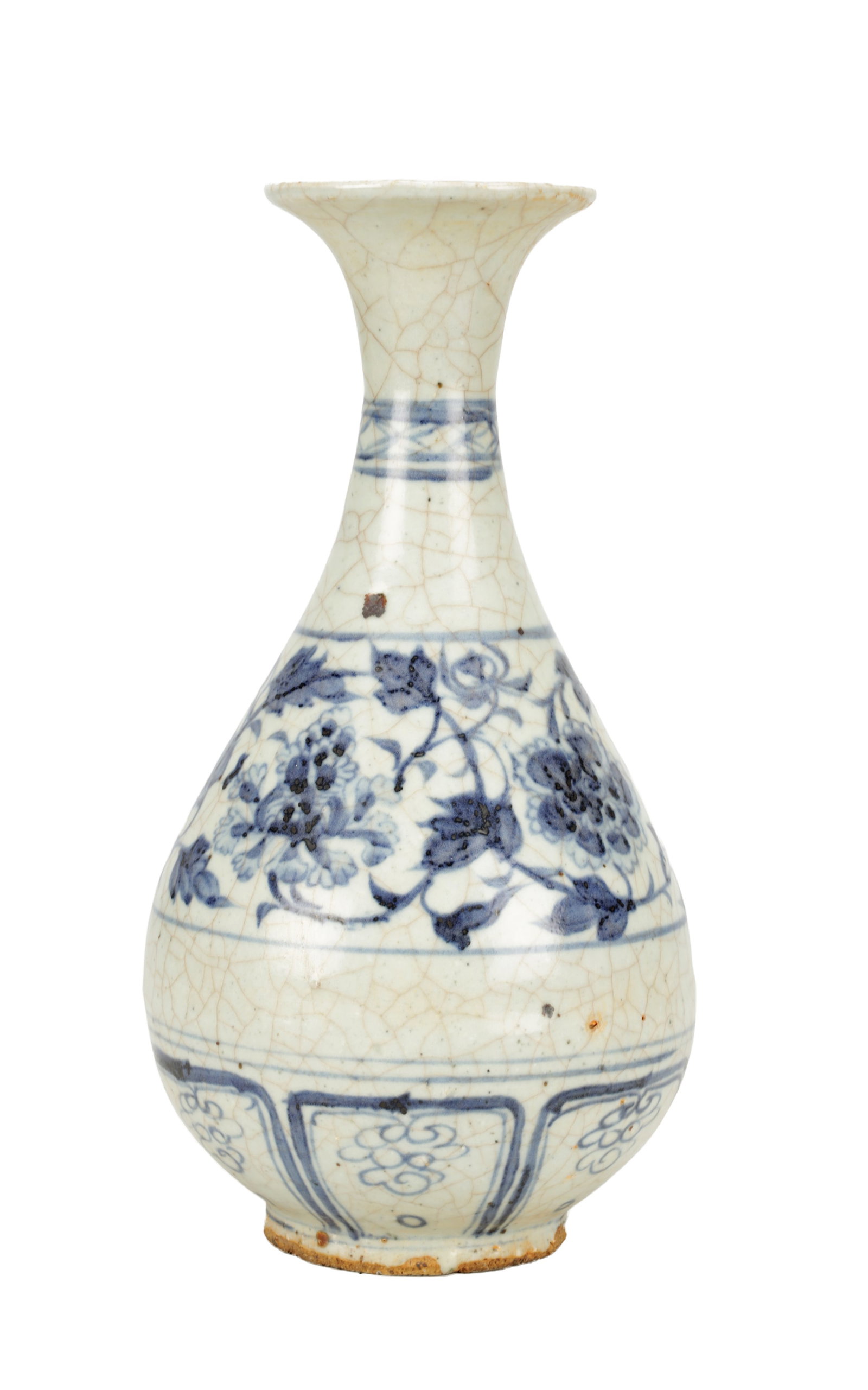 AN 18TH/19TH CENTURY CHINESE BLUE AND WHITE PORCELAIN PEAR-SHAPED VASE: AN 18TH/19TH CENTURY CHINESE BLUE AND WHITE PORCELAIN PEAR-SHAPED VASE of bulbous body with slender neck and flared mouth, painted in underglaze blue with scrolling peony and foliage, a lappet panel b