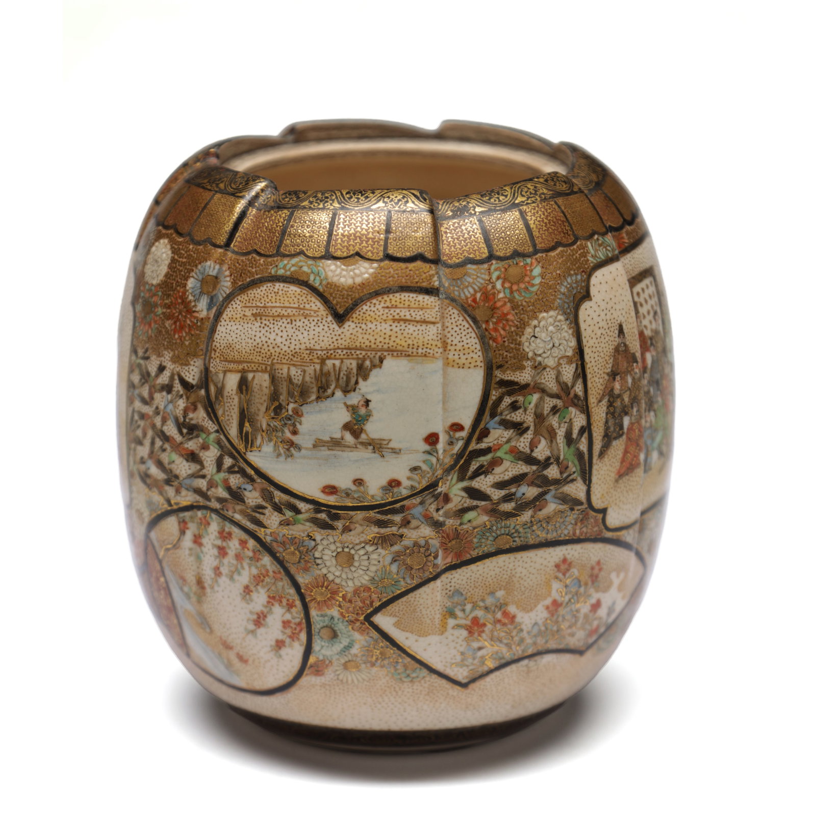 A MEIJI PERIOD JAPANESE SATSUMA LOBED VASE (1 of 9)