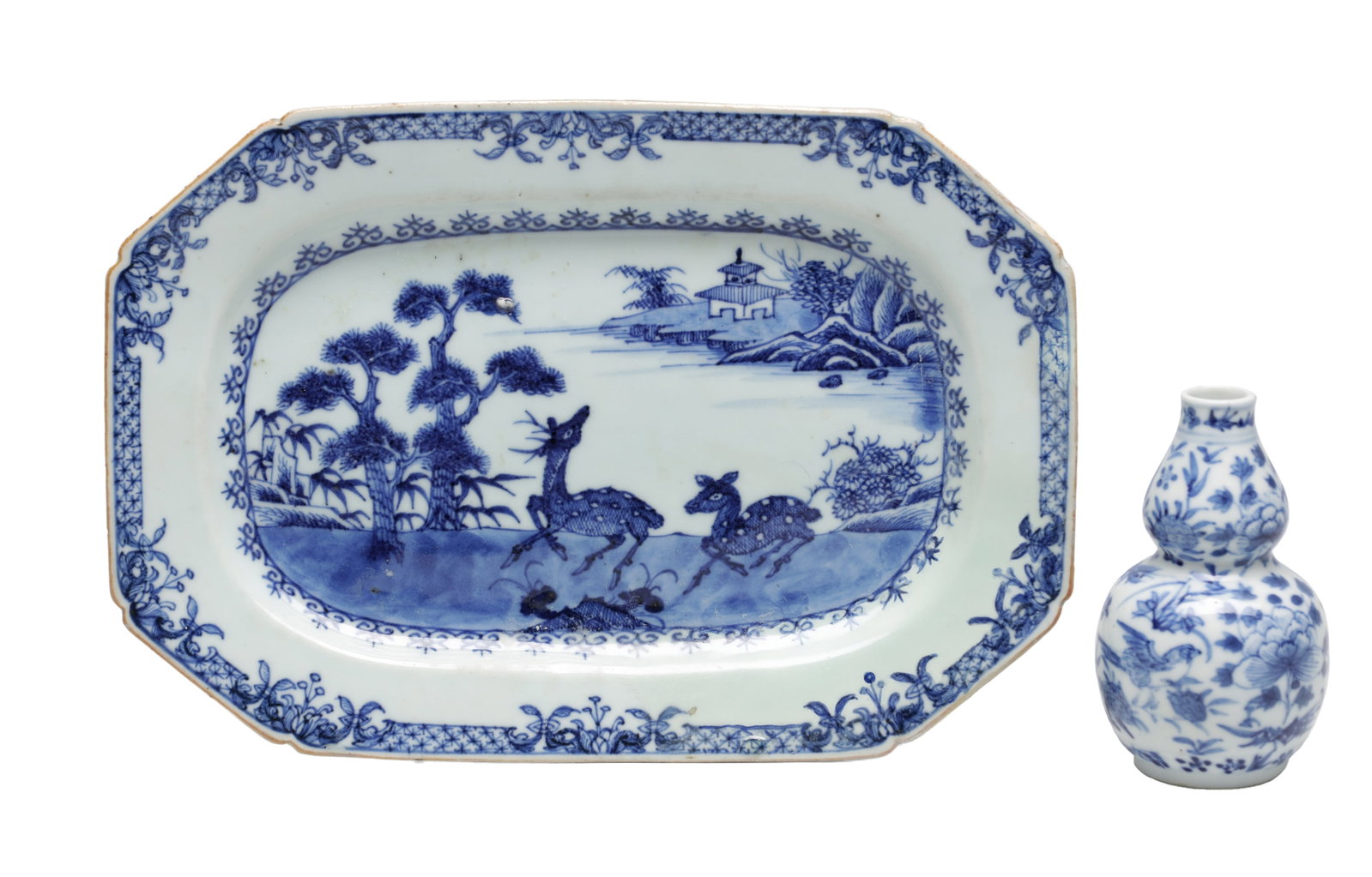 TWO CHINESE BLUE AND WHITE PORCELAIN PIECES (1 of 6)