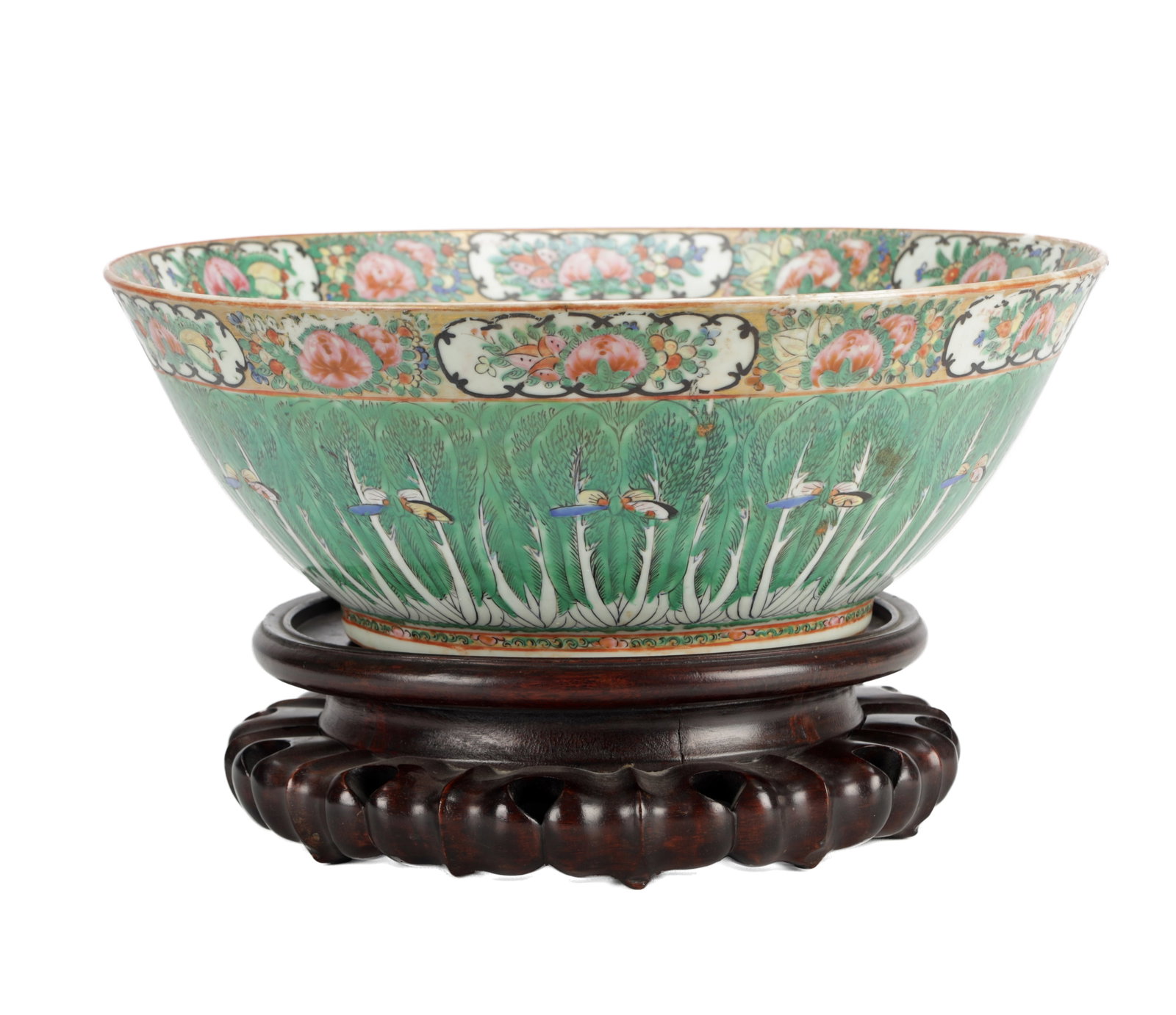 A 19TH CENTURY CHINESE CANTON FAMILLE ROSE PORCELAIN CABBAGE PATTERN BOWL ON CARVED HARDWOOD STAND (1 of 9)