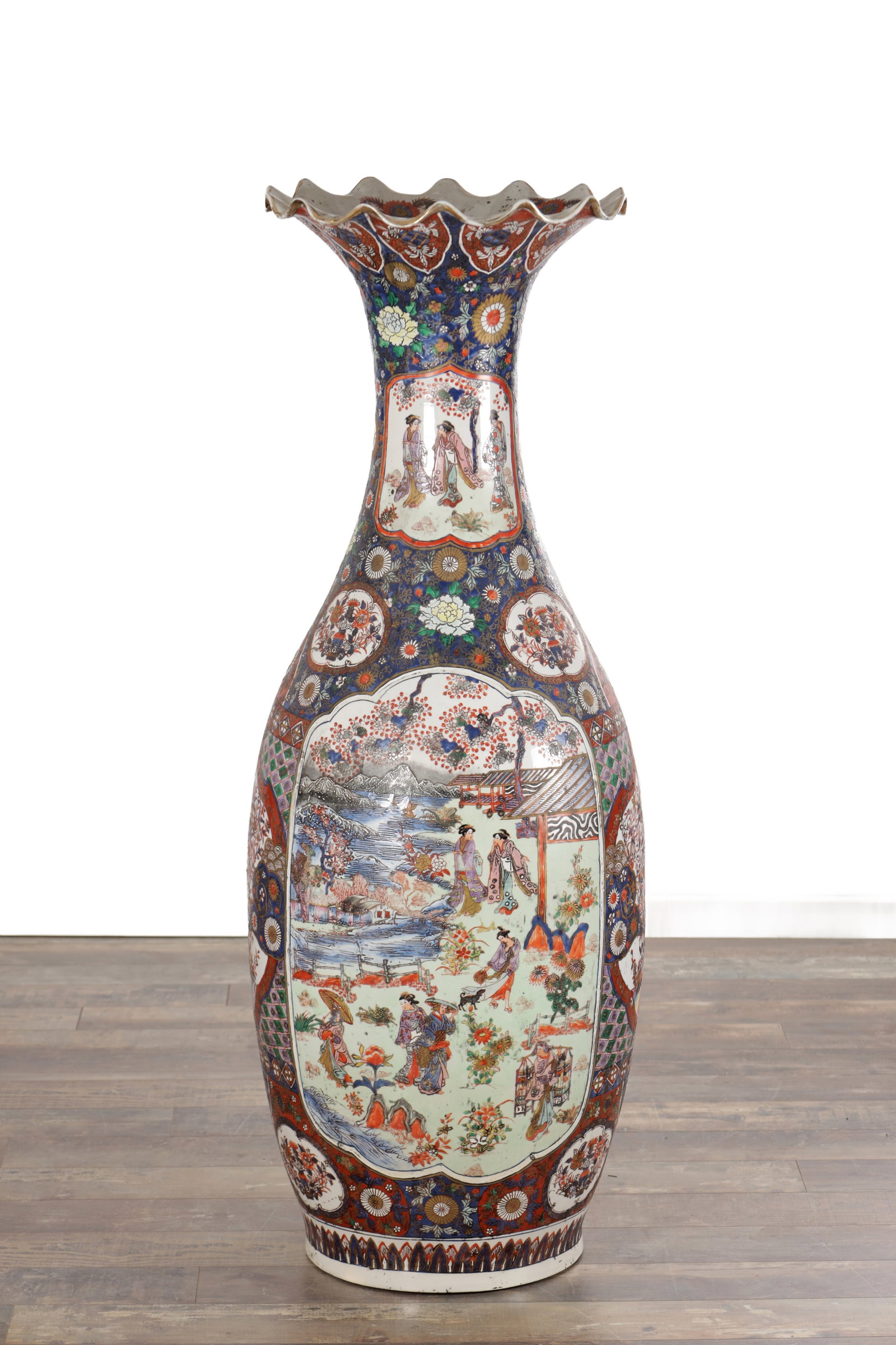 A MASSIVE 20TH CENTURY CHINESE PORCELAIN FLOOR VASE (1 of 8)