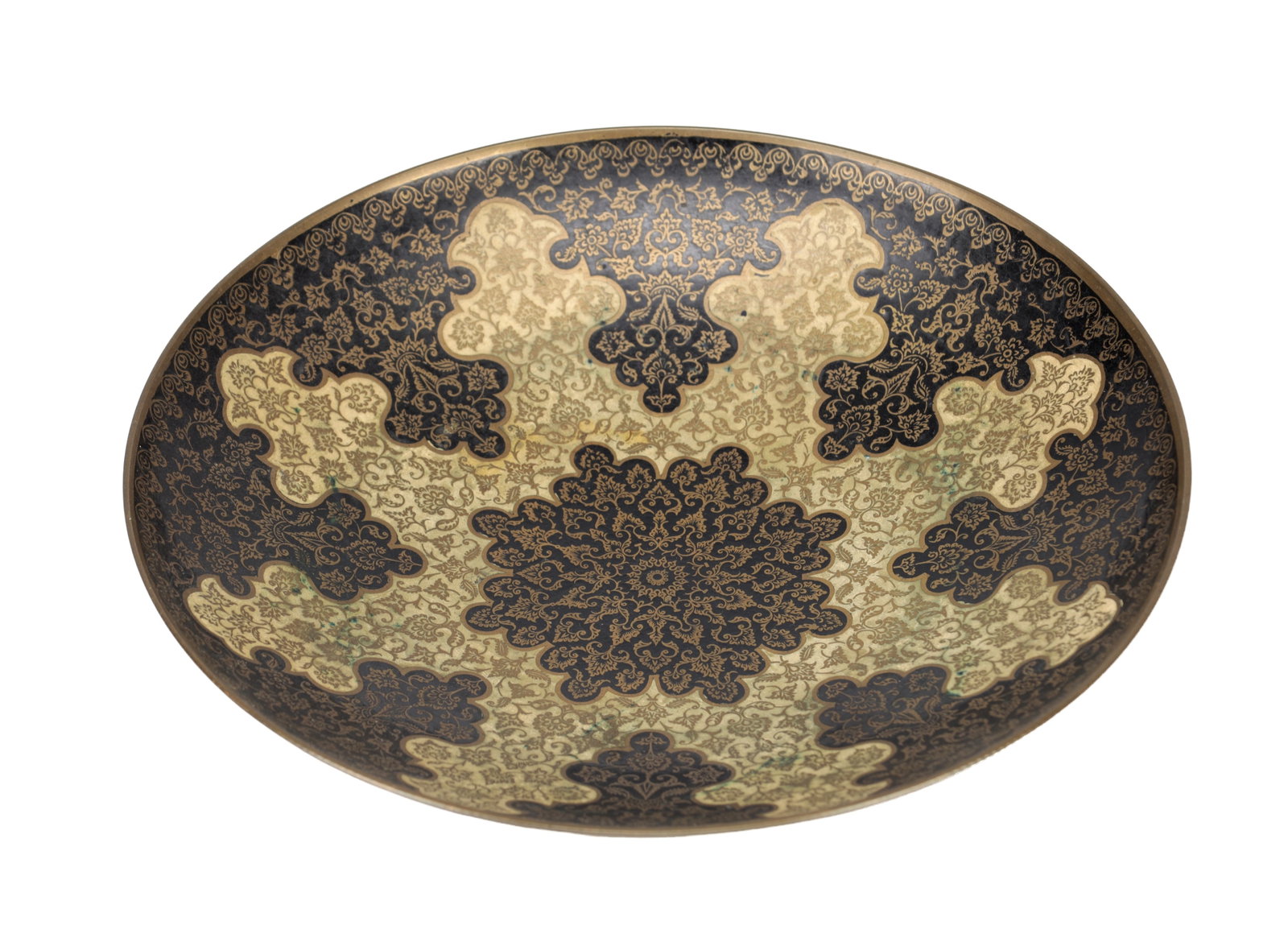 A CLOISONNE ENAMEL DISH (1 of 3)