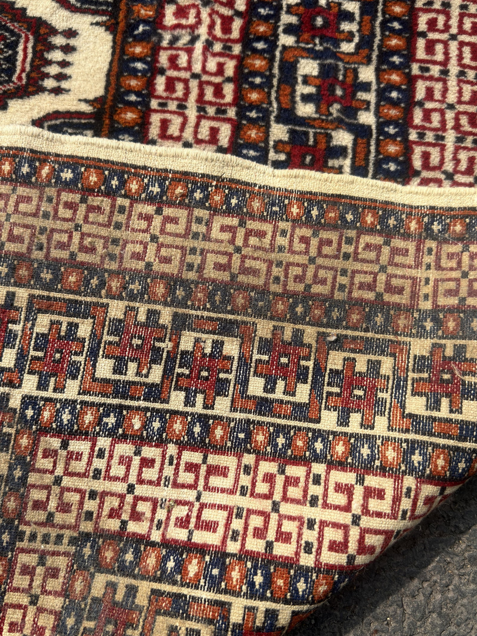 A BOKHARA WOOL CARPET - 10