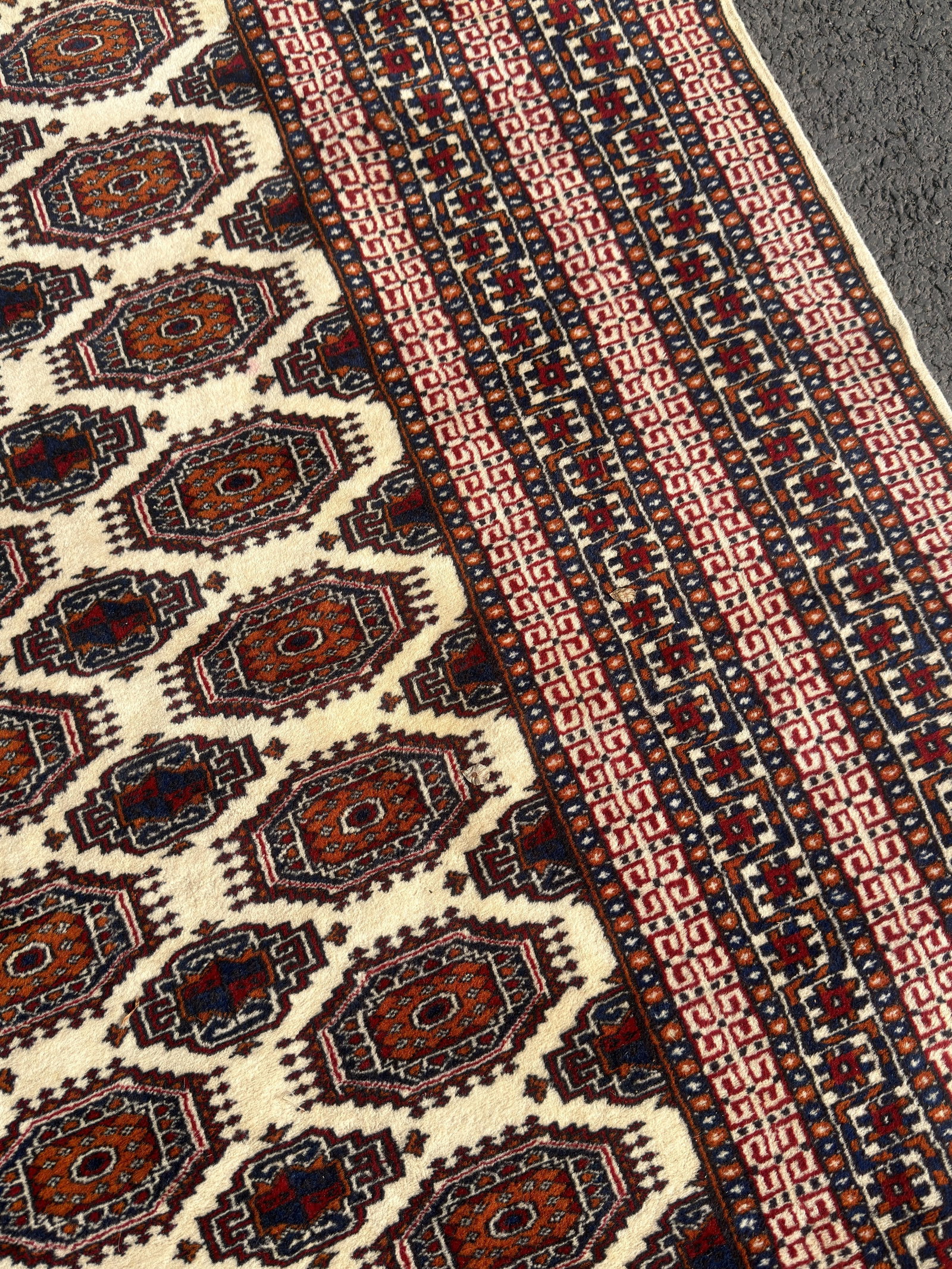 A BOKHARA WOOL CARPET - 4