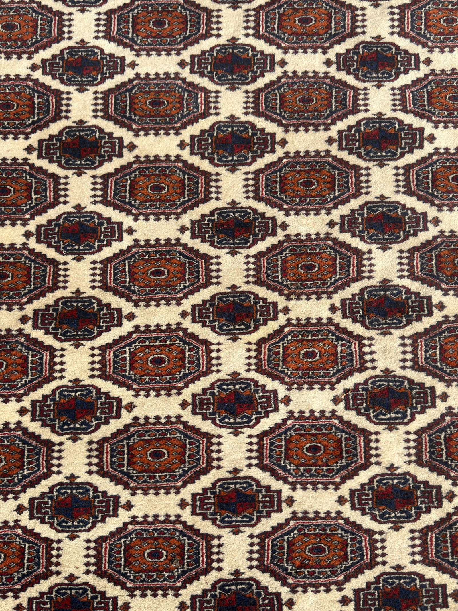 A BOKHARA WOOL CARPET - 5