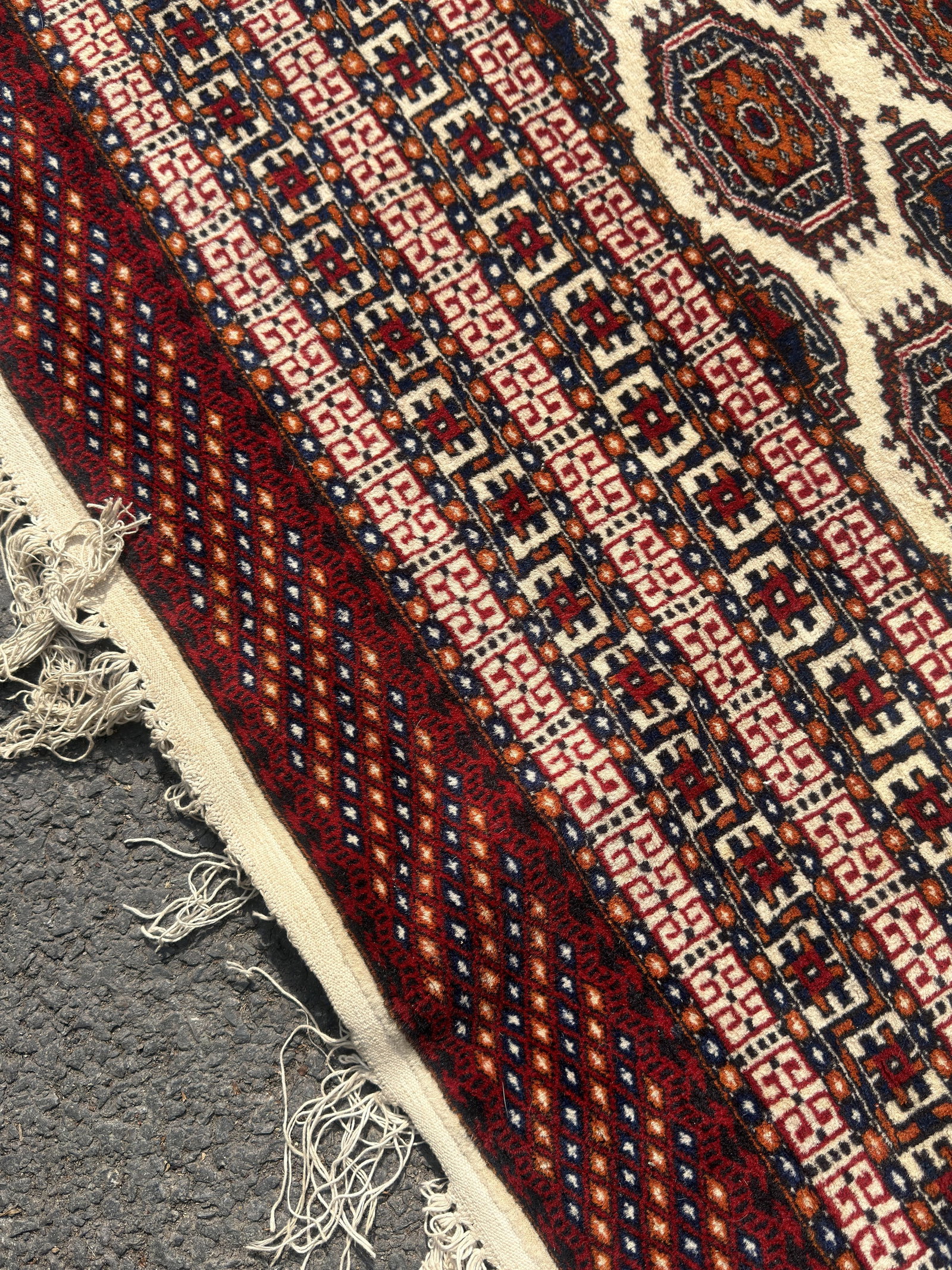 A BOKHARA WOOL CARPET - 8