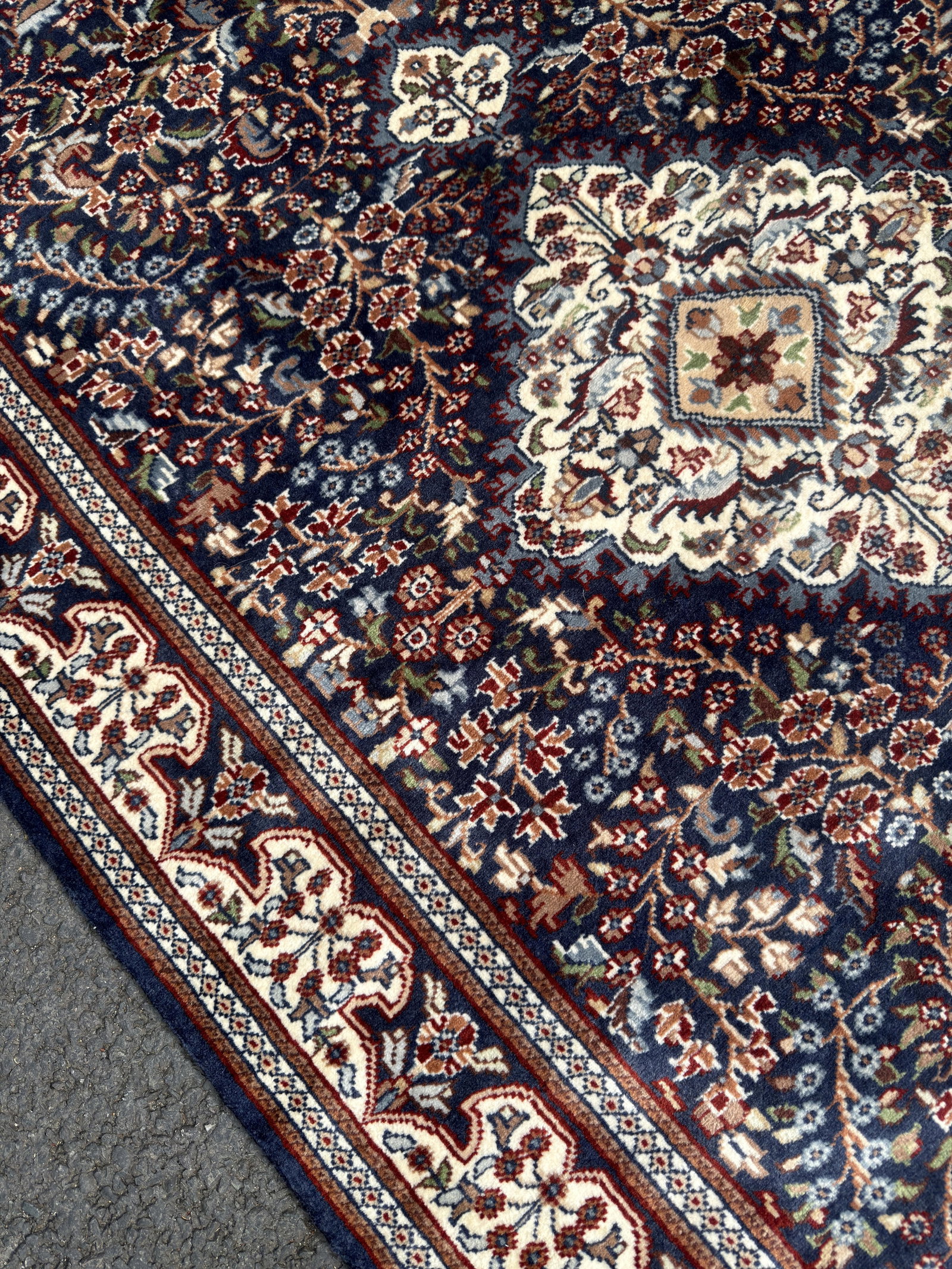 A PERSIAN TABRIZ MAHI CARPET - 5