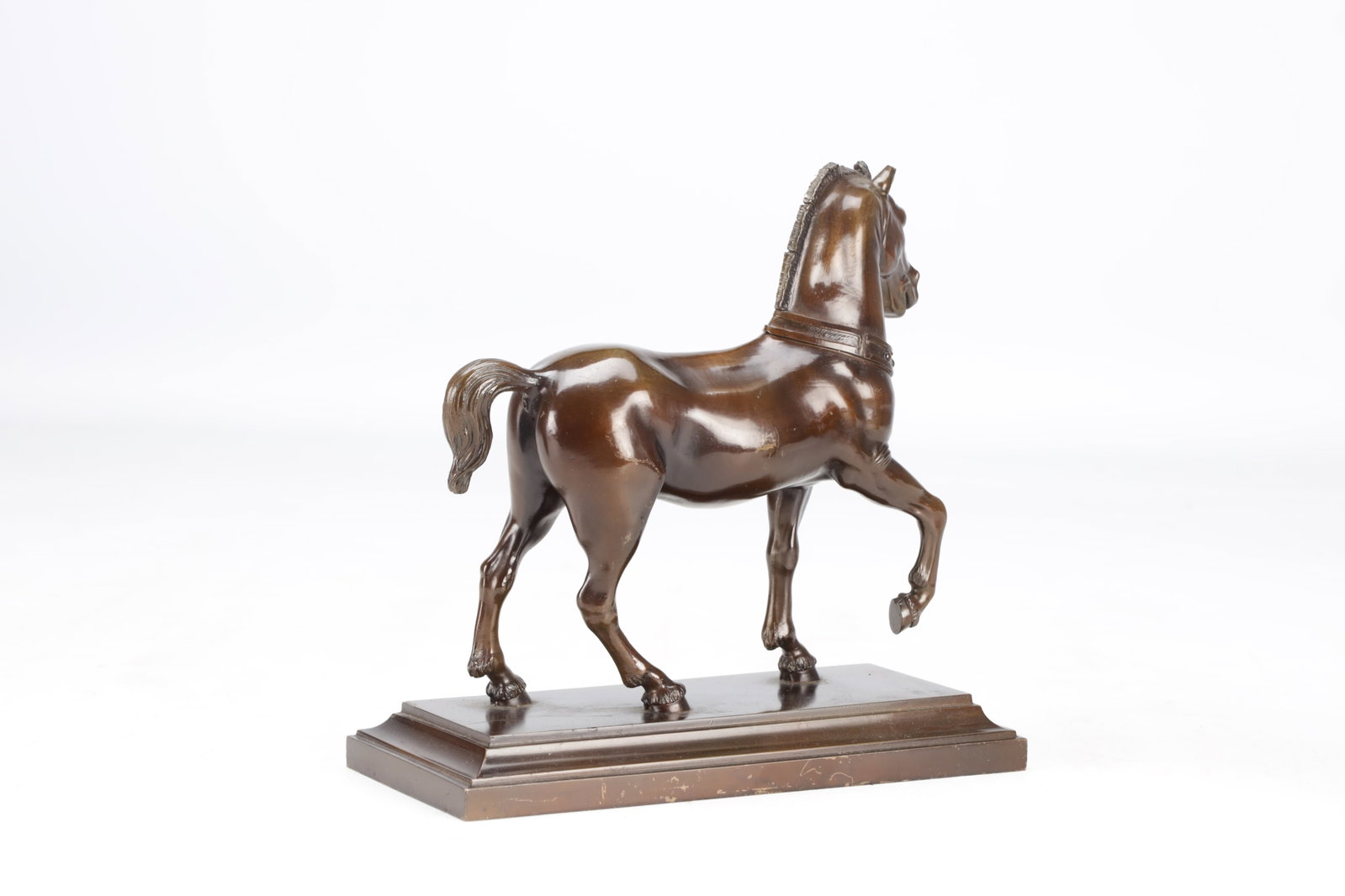 A PATINATED BRONZE HORSE ON A STEPPED RECTANGULAR BASE - 3