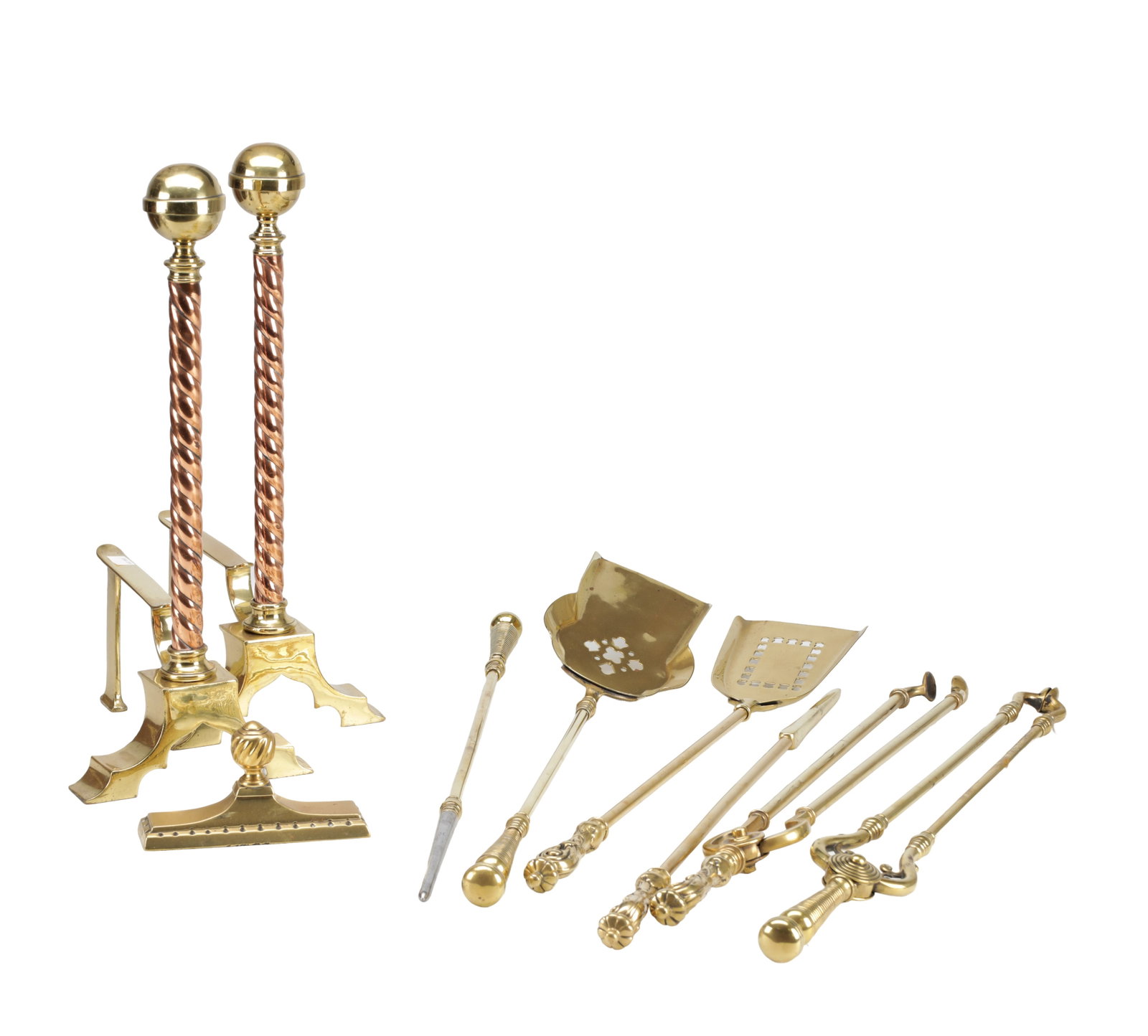 A SET OF 19TH CENTURY BRASS AND COPPER TOPPED FIRE IRONS AND FIRE DOGS (1 of 6)