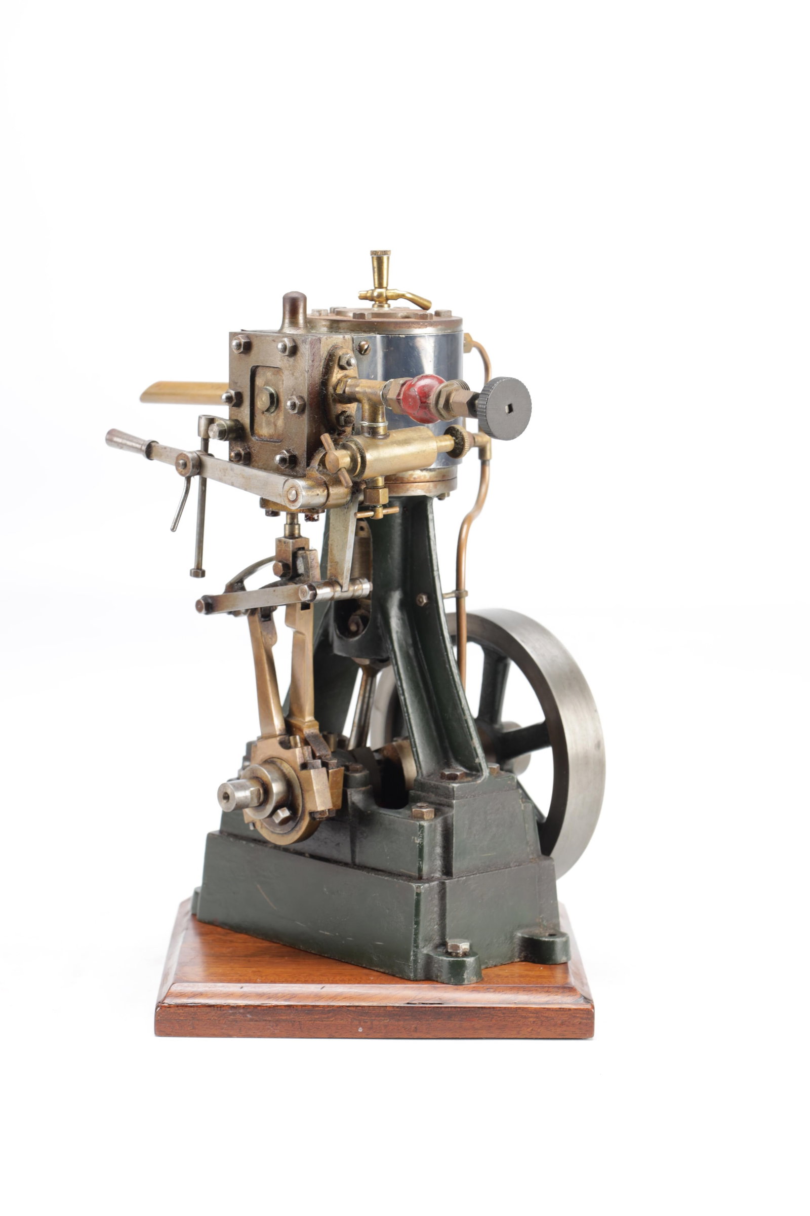 A 20TH CENTURY STUART NO 1 TYPE CAST IRON AND BRASS VERTICAL STEAM ENGINE (1 of 8)