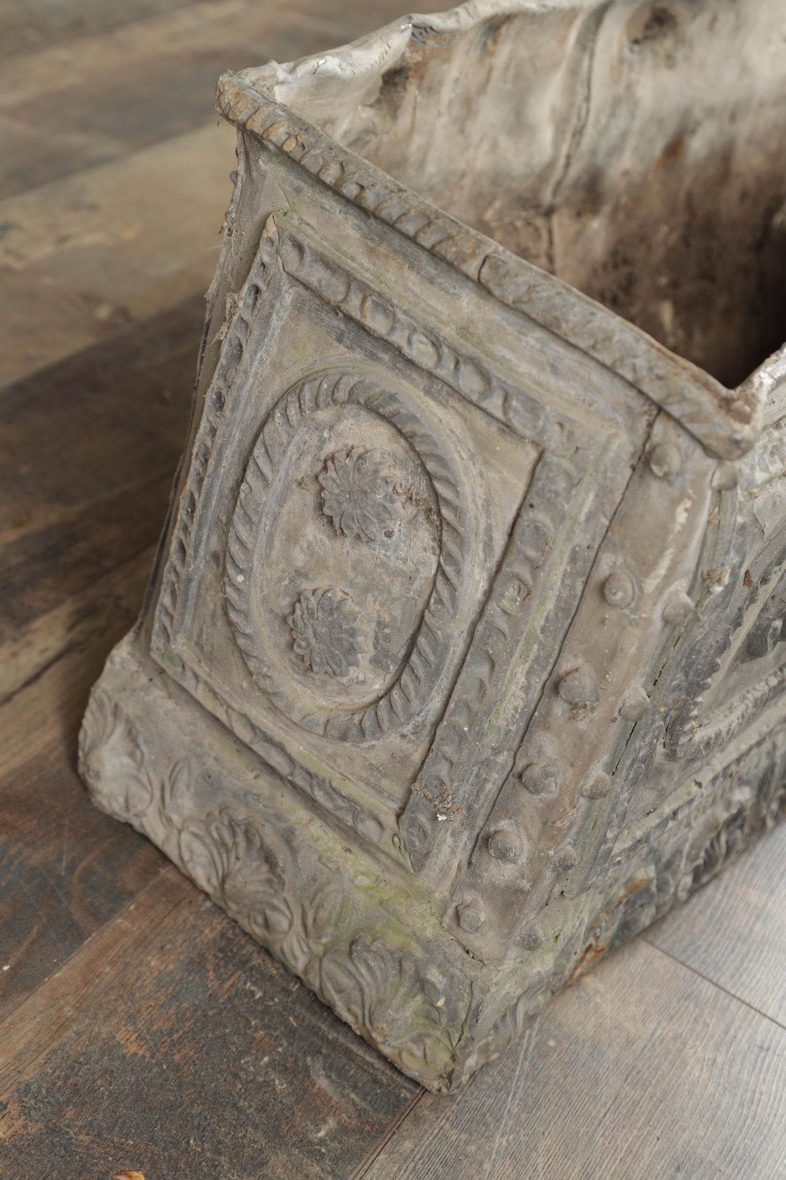 A LATE 17TH CENTURY RECTANGULAR LEAD PLANTER DATED 1693 - 6
