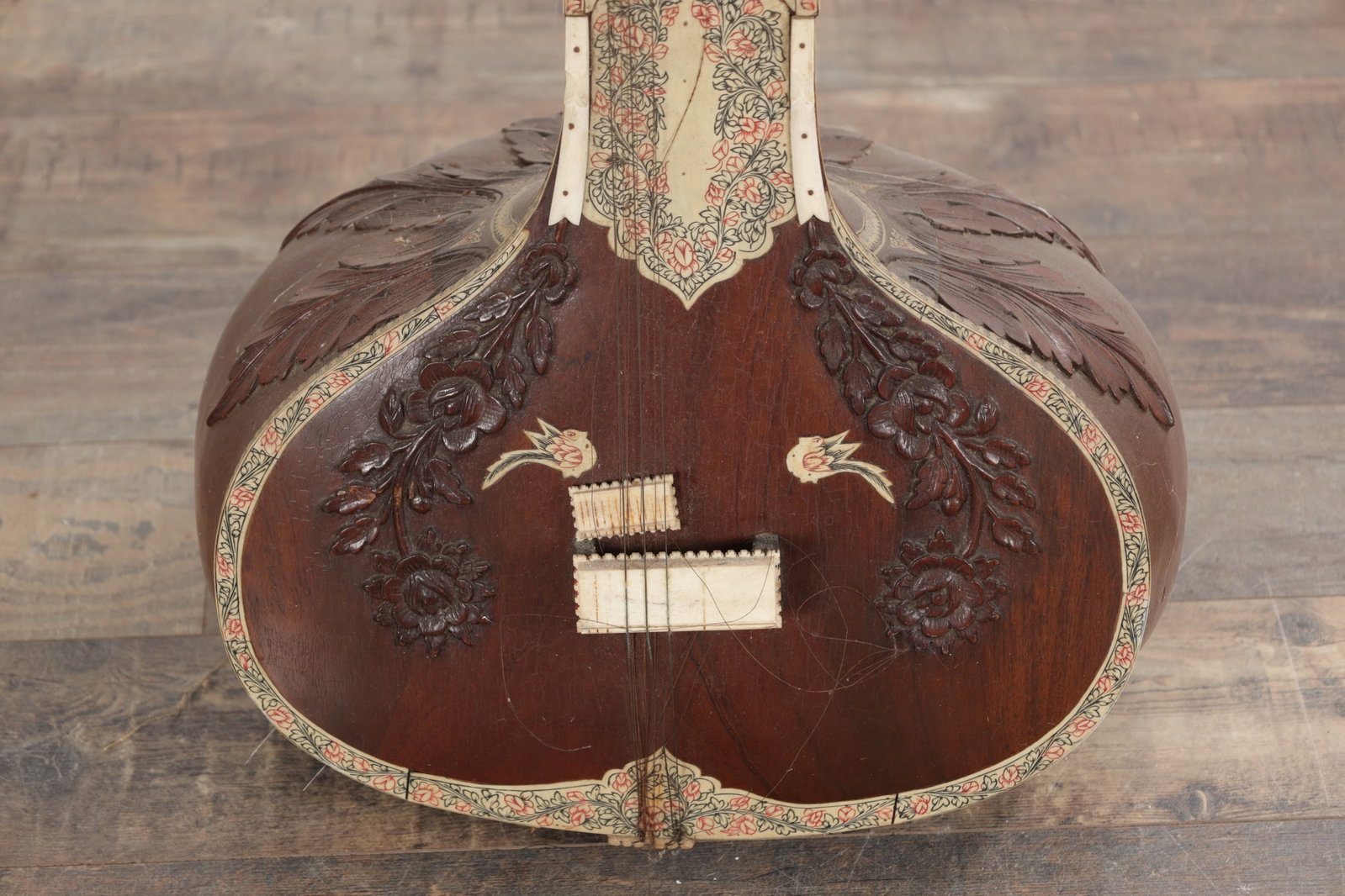 AN INDIAN SITAR - 7