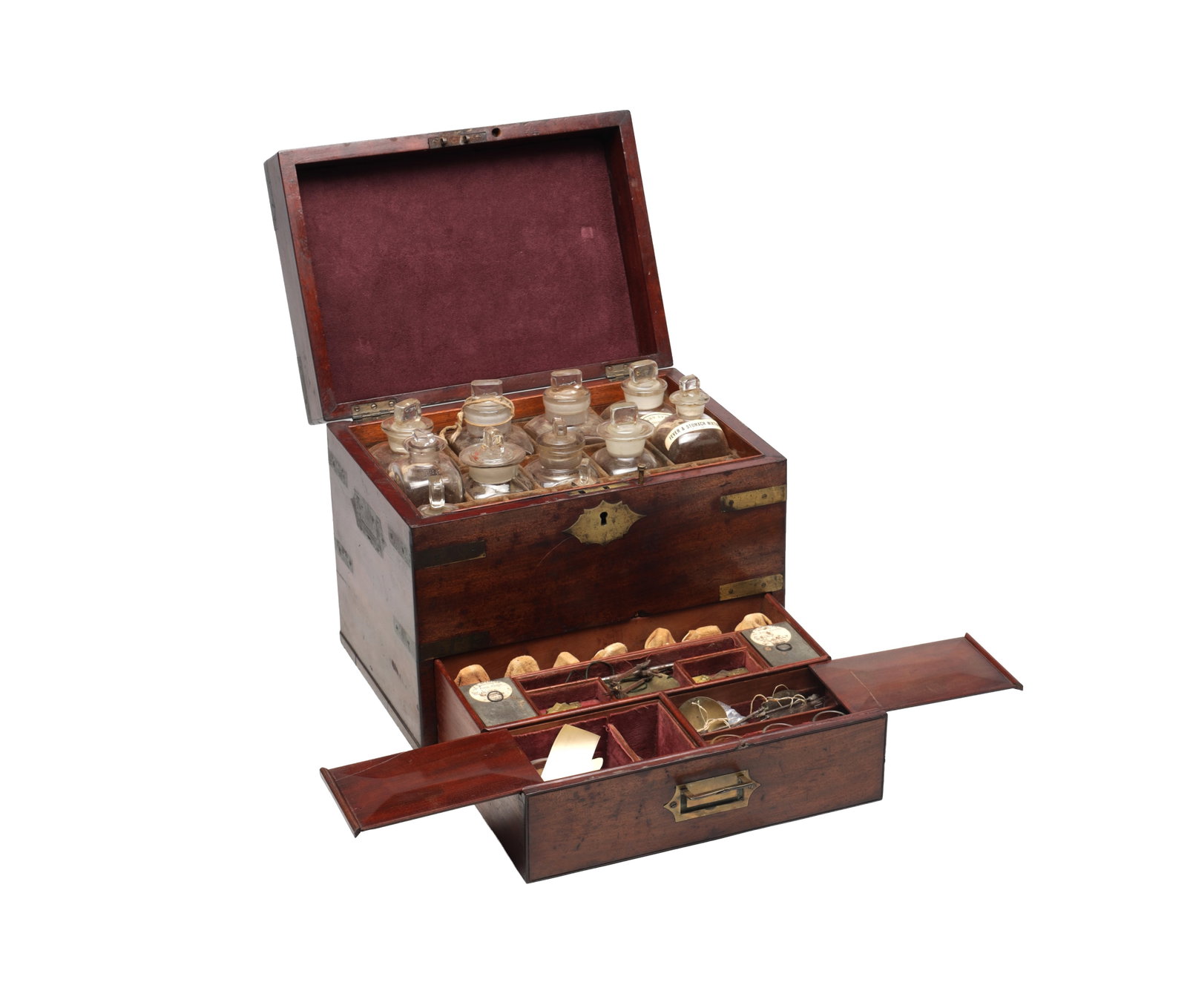 A 19TH CENTURY BRASS BOUND MAHOGANY APOTHECARIES BOX (1 of 6)