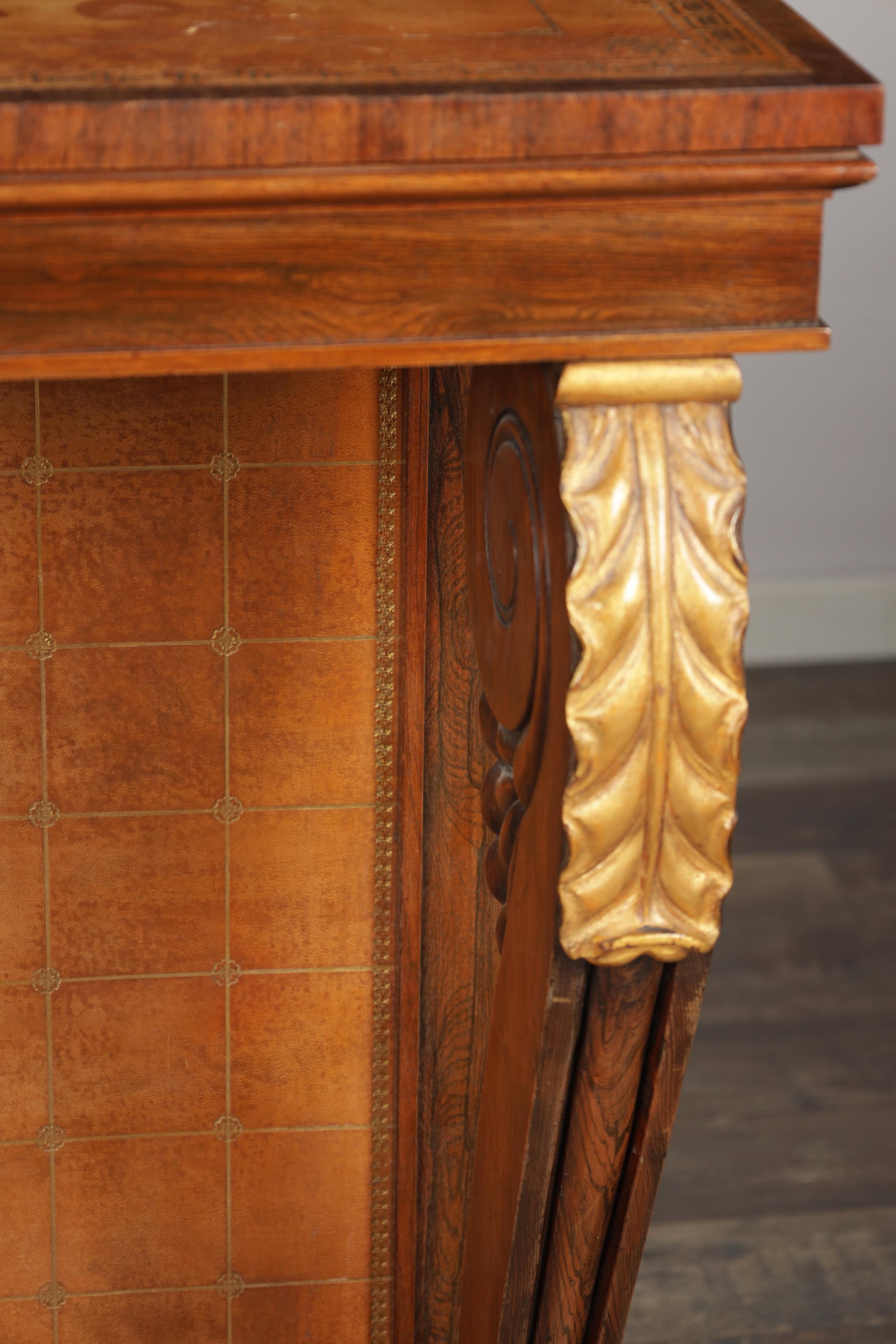 CONSOLE TABLE - 4