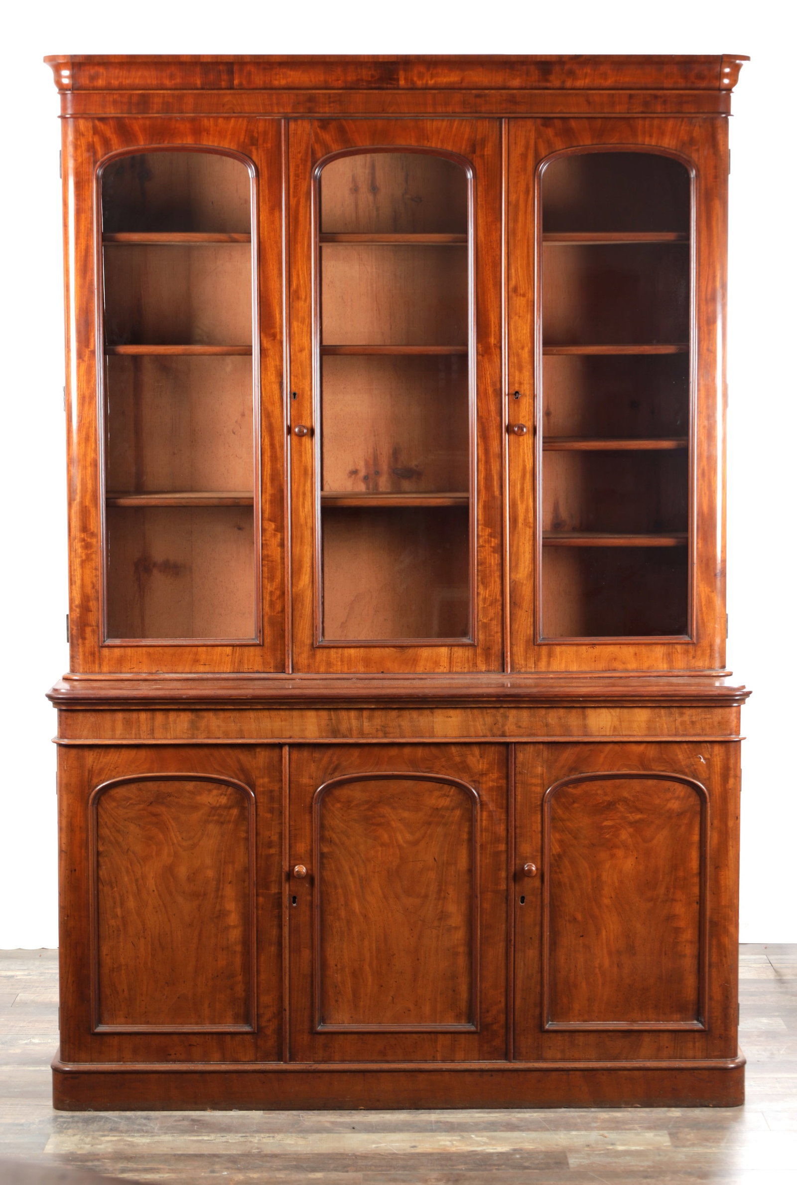 A 19TH CENTURY MAHOGANY LIBRARY BOOKCASE (1 of 8)