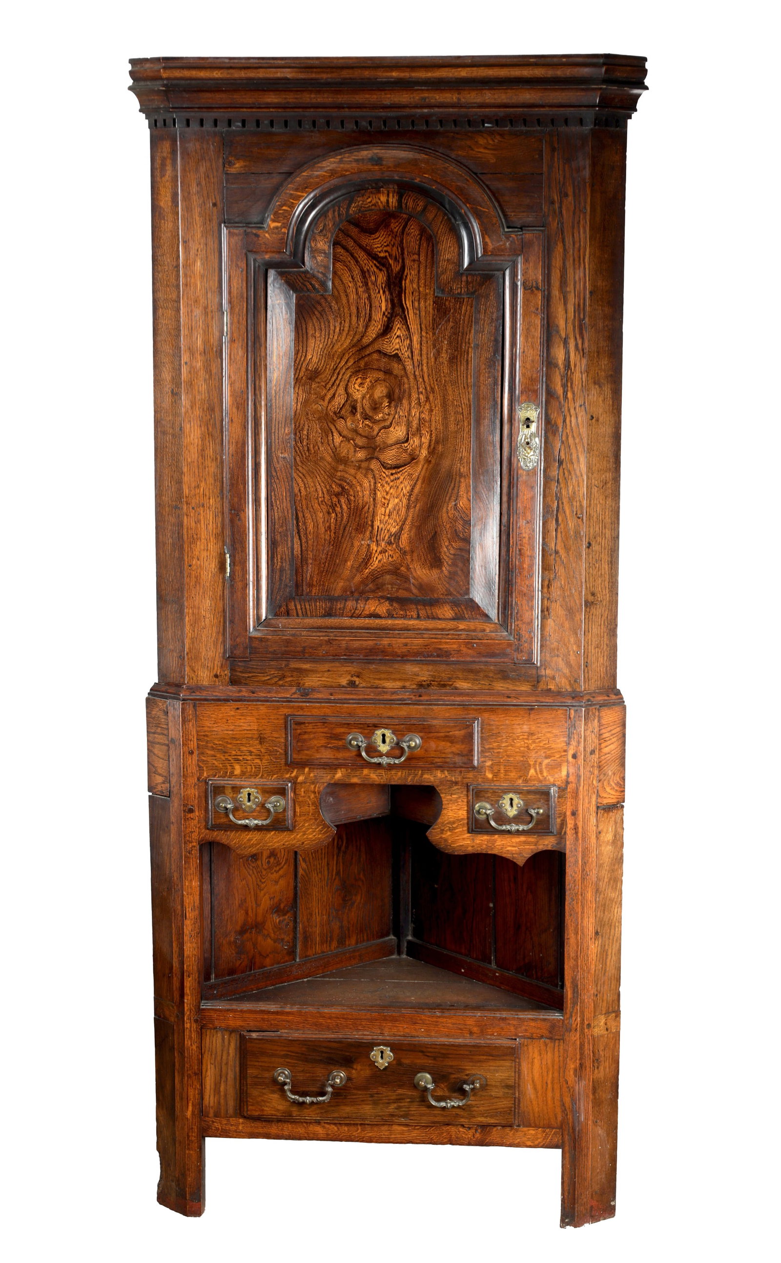 AN 18TH CENTURY STYLE WELSH OAK STANDING CORNER CUPBOARD (1 of 6)