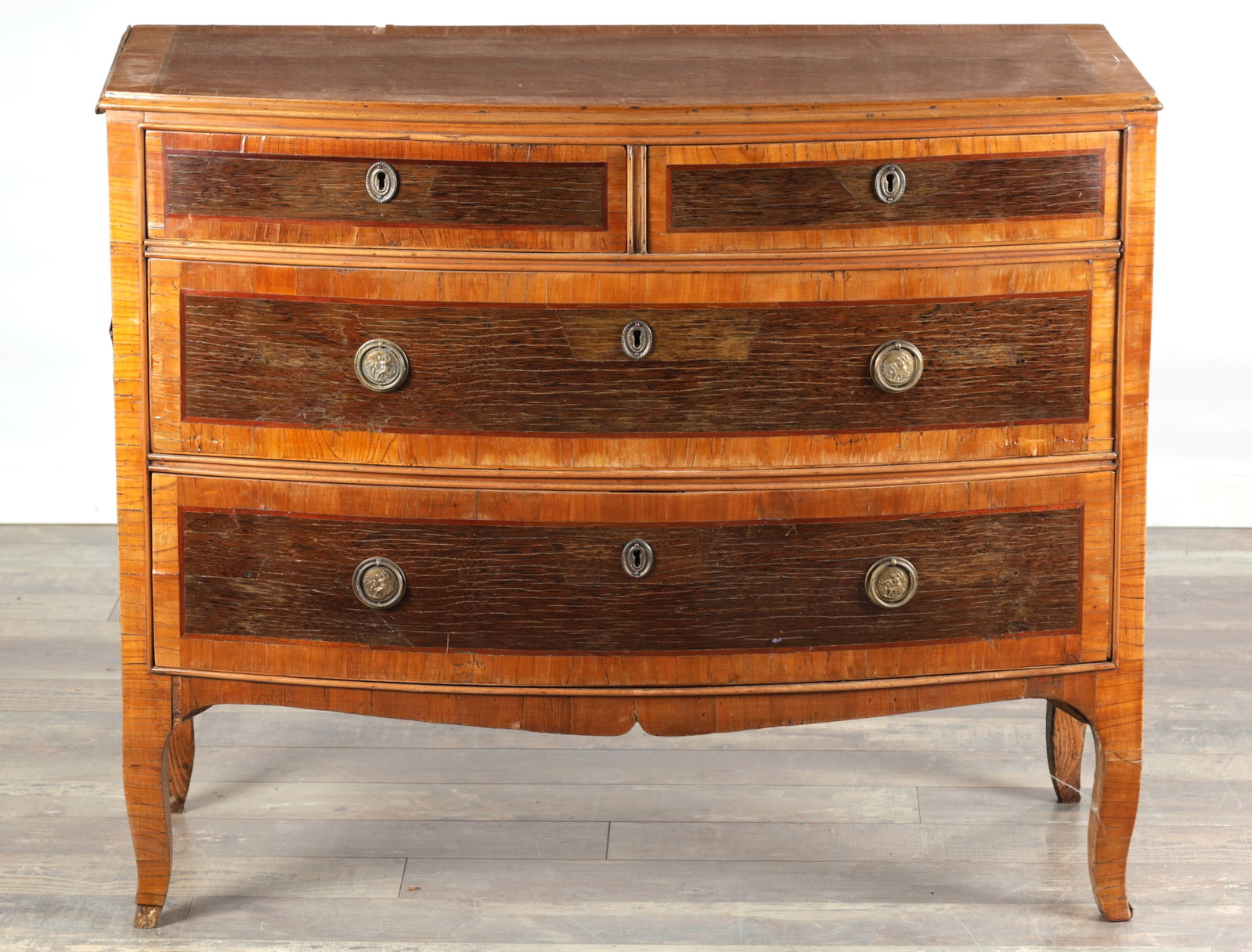 AN 18TH CENTURY CONTINENTAL ROSEWOOD AND SATINWOOD CROSS-BANDED BOW-FRONT CHEST OF DRAWERS (1 of 10)