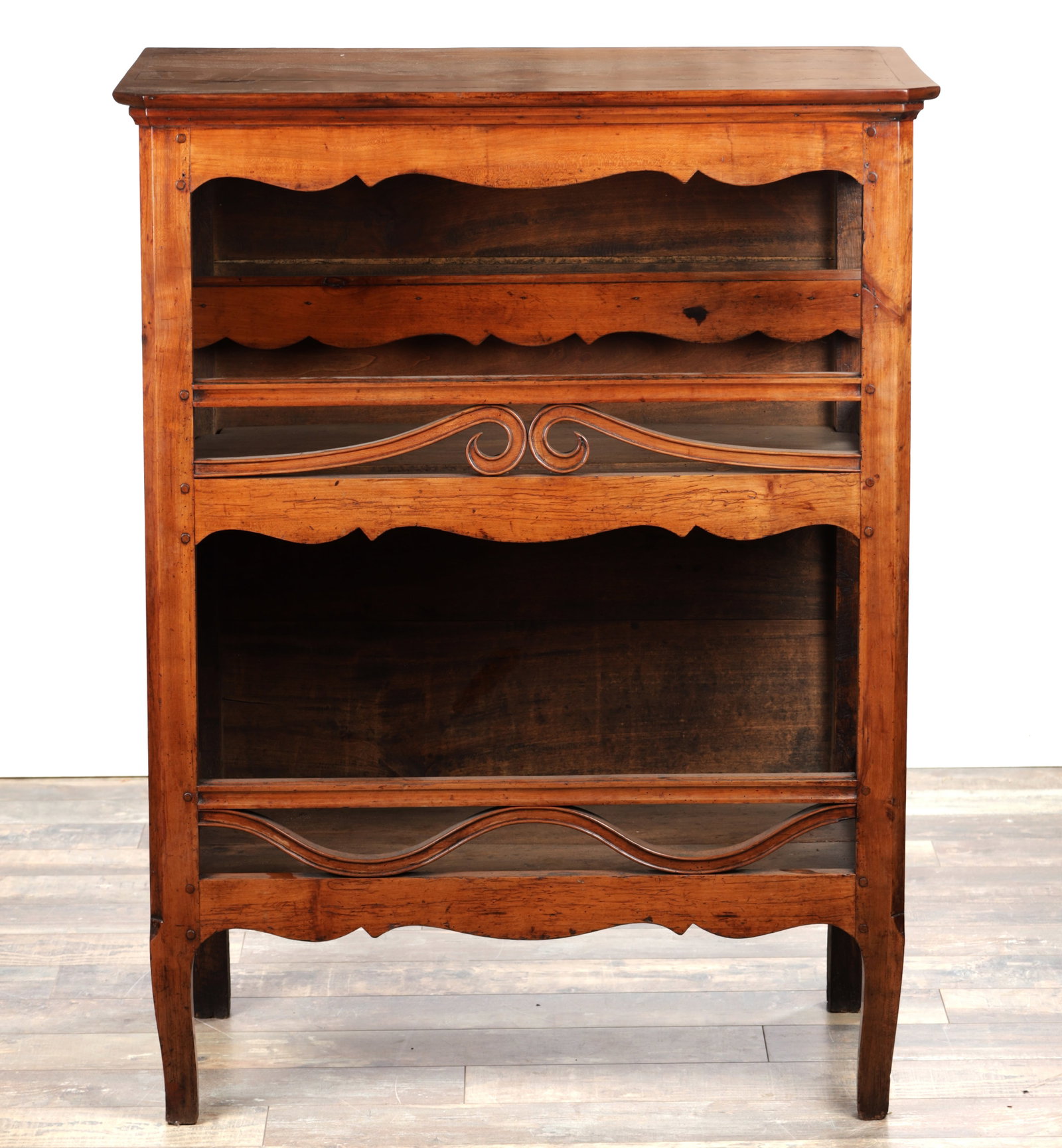 A 19TH CENTURY FRENCH FRUITWOOD OPEN VEGETABLE RACK (1 of 8)