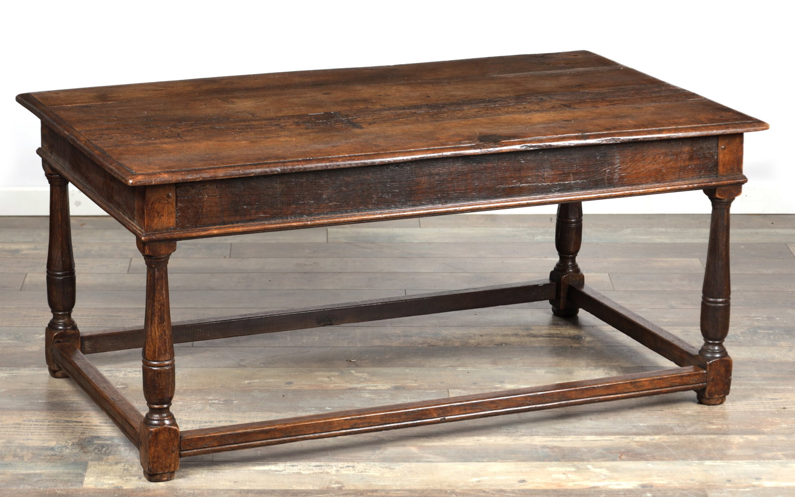 A 19TH CENTURY RUSTIC OAK COFFEE TABLE (1 of 6)