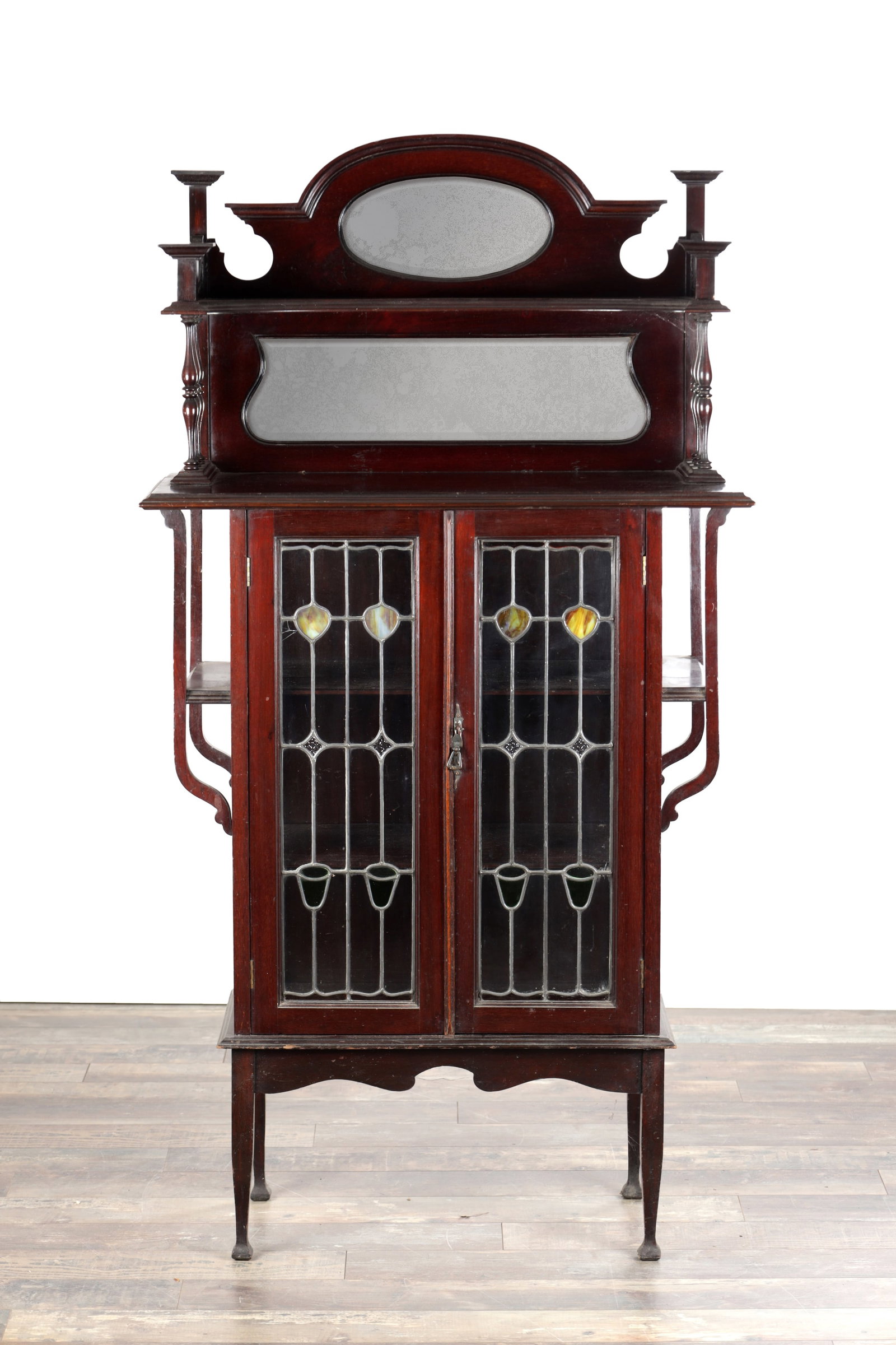 AN EDWARDIAN MAHOGANY ART NOUVEAU STYLE DISPLAY CABINET (1 of 9)
