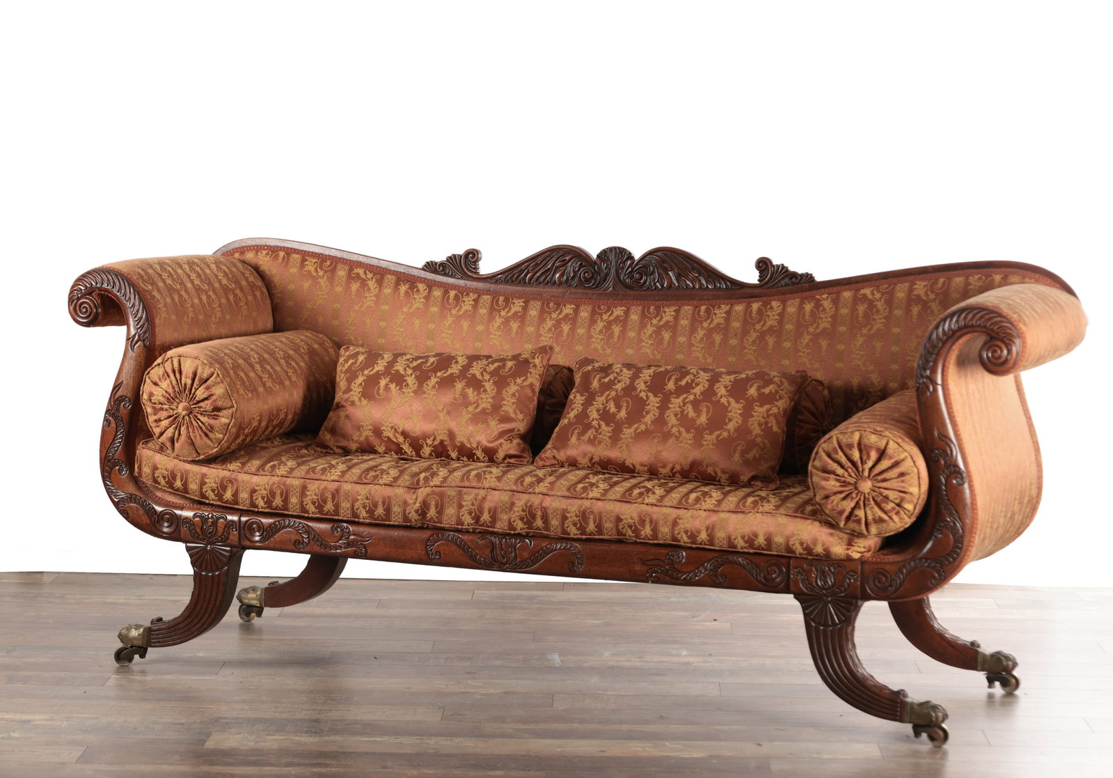 A GOOD REGENCY MAHOGANY SETTEE IN THE MANNER OF THOMAS HOPE (1 of 9)