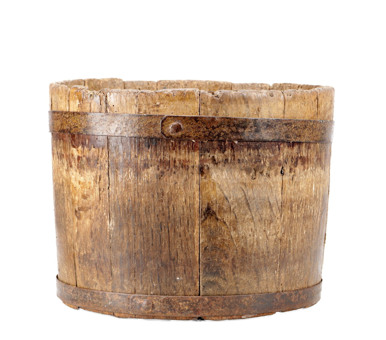 AN 18TH CENTURY IRON BOUND OAK PEAT BUCKET (1 of 7)