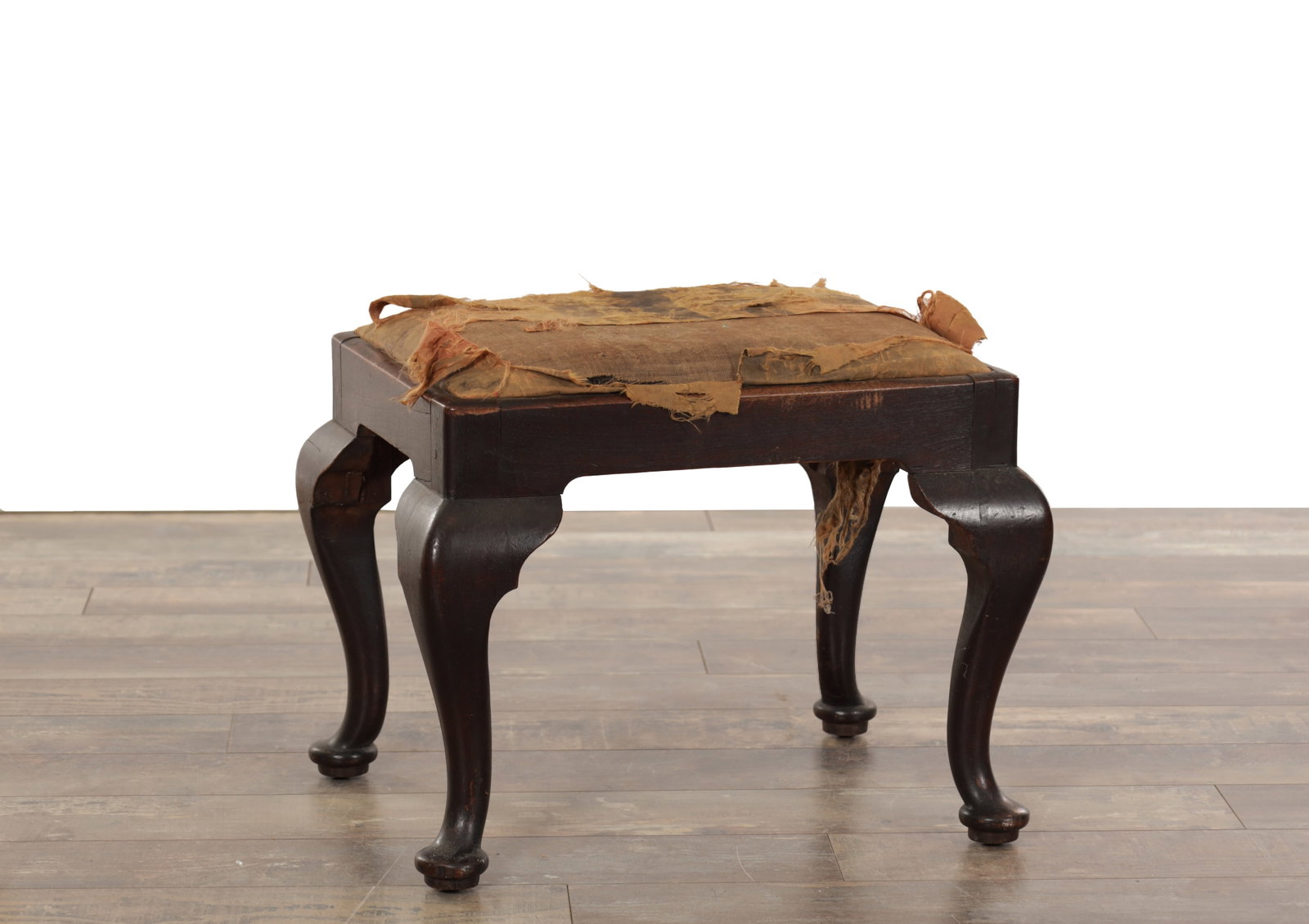 AN 18TH CENTURY WALNUT DRESSING STOOL: AN 18TH CENTURY WALNUT DRESSING STOOL with drop in upholstered seat, with shaped side rails and cabriole legs. (52cm wide, 42cm deep and 42cm high)