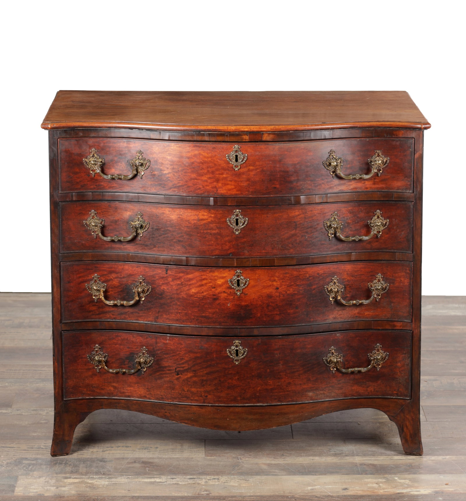 A GOOD GEORGE III GENTLEMAN'S SERPENTINE FRONTED FIGURED SATINWOOD DRESSING CHEST (1 of 10)
