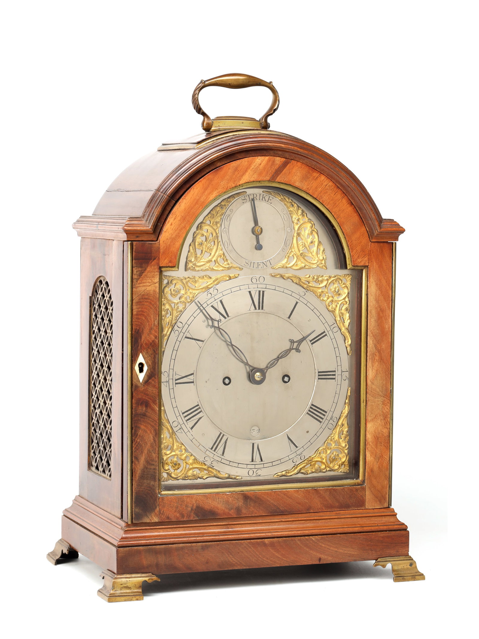 A GEORGE III FIGURED MAHOGANY PAD TOP VERGE BRACKET CLOCK (1 of 11)
