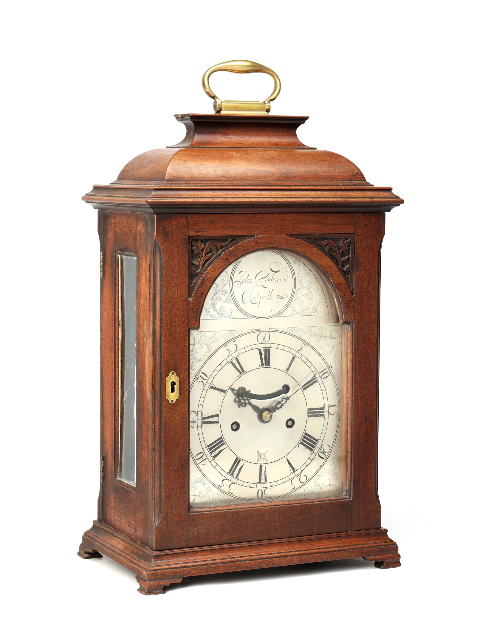 JOHN KIRKWOOD, REDPATH. A GEORGE III WALNUT VERGE STRIKING BRACKET CLOCK: JOHN KIRKWOOD, REDPATH. A GEORGE III WALNUT VERGE STRIKING BRACKET CLOCK the caddy top case with brass carry handle, glazed sides and front door raised on bracket feet enclosing a 7' silvered engraved