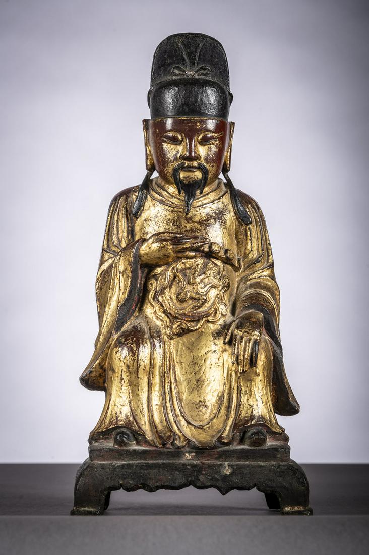 Chinese bronze sculpture with gilt lacquer 'Guandi', (1 of 4)