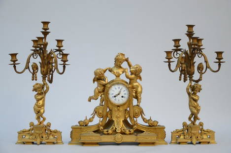 Gilt bronze mantelpiece by d'Assaut 'Putti' (h46cm) (*): Gilt bronze mantelpiece by d'Assaut 'Putti' (h46cm) (*)