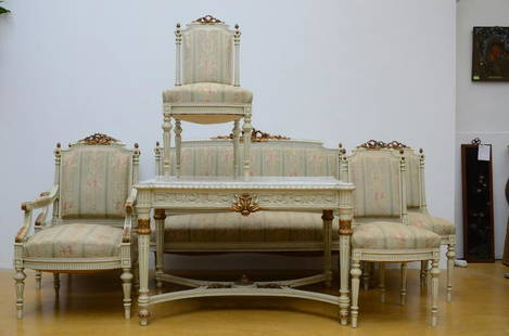 Louis XVI style salon consisting of a sofa: Louis XVI style salon consisting of a sofa 2 seats 4 chairs and a table (table 75x116x73cm)