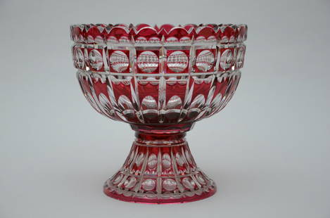 Large coupe in red crystal Val Saint-Lambert: Large coupe in red crystal Val Saint-Lambert (h23xdia30cm)