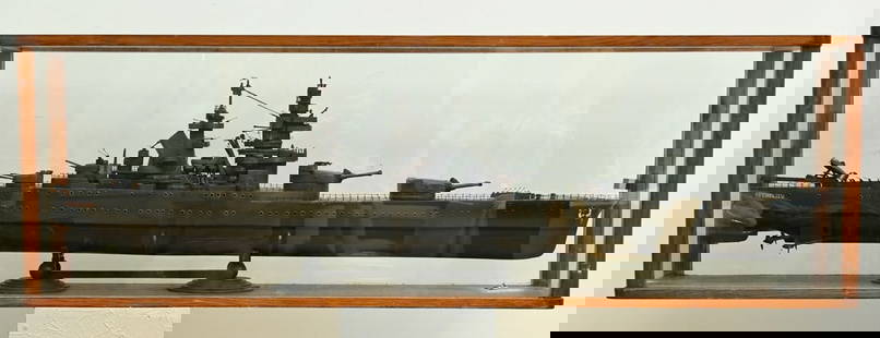 Large scale model of a French warship 'Richelieu' (56x173x30cm): Large scale model of a French warship 'Richelieu' (56x173x30cm)