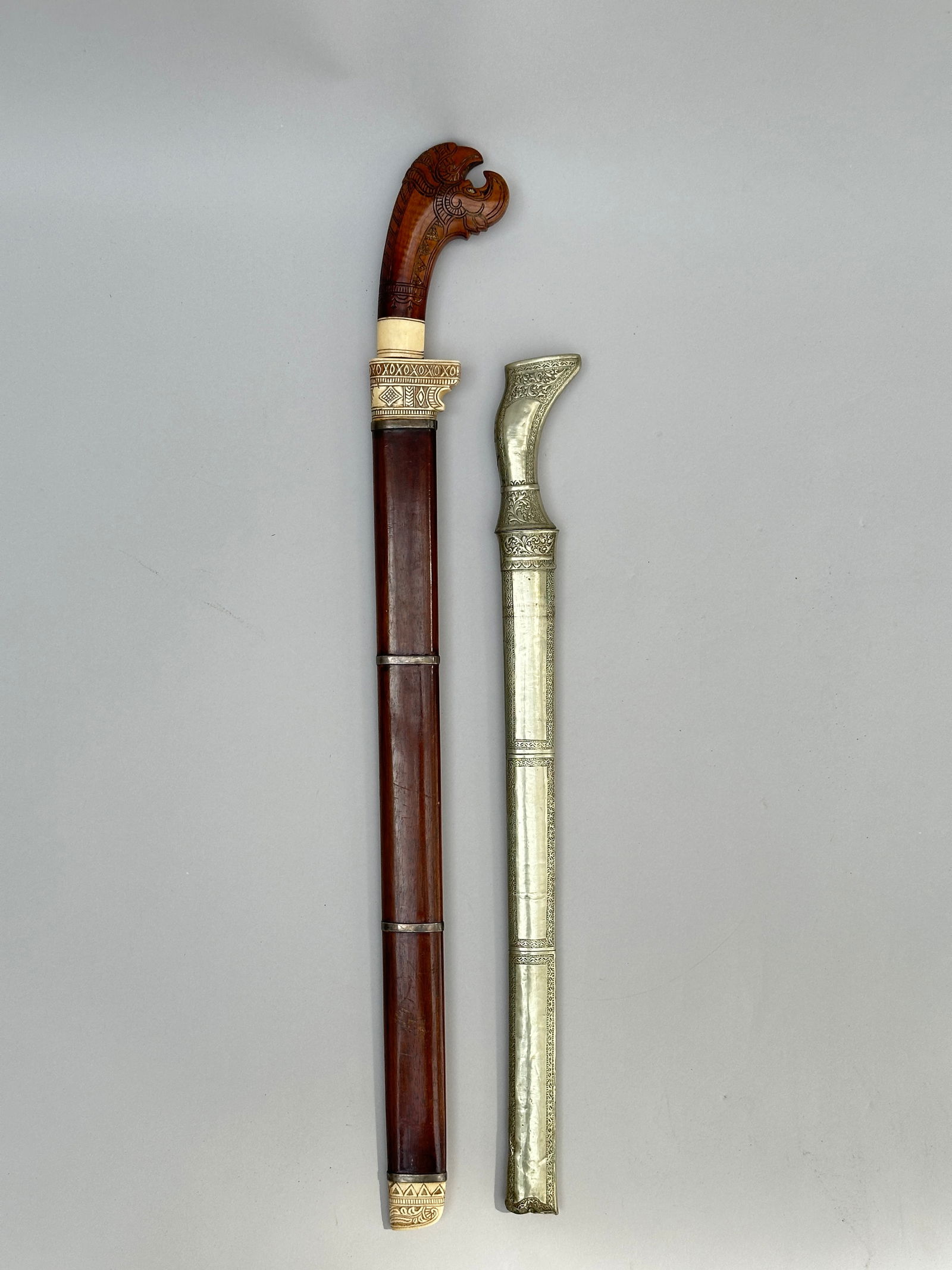 Two Asian knives (1 of 4)