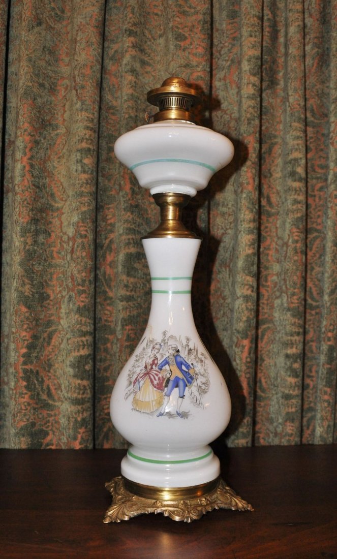 Table oil lamp with hand painted glass: Table oil lamp. Bronze with hand painted scene on opaline glass. Decorative and functional. Old restoration on the back side. Broken glass has been glued. No reserve price.