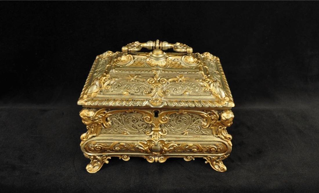 Hand painted metal jewelry box (1 of 1)