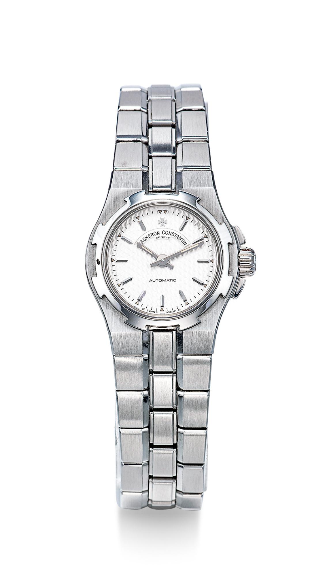A STAINLESS STEEL AUTOMATIC BRACELET WATCH (1 of 1)