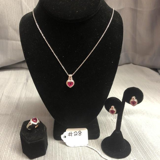 Niassa Ruby , Ruby Platinum over Sterling Silver: Sterling Silver
