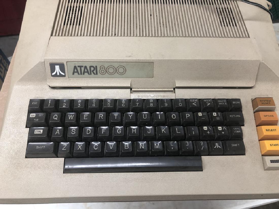 Vintage Atari 800 Gaming System (1 of 1)