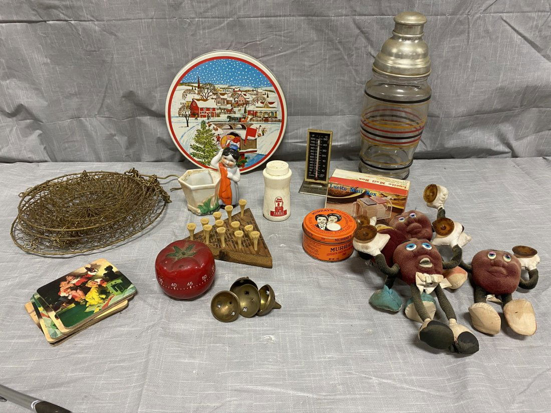 Lot Of Vintage Items (1 of 2)