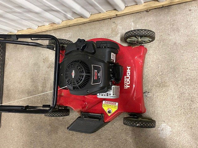 21" Lawn Mower (1 of 2)