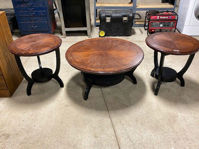 3pc Coffee and End table set (1 of 3)